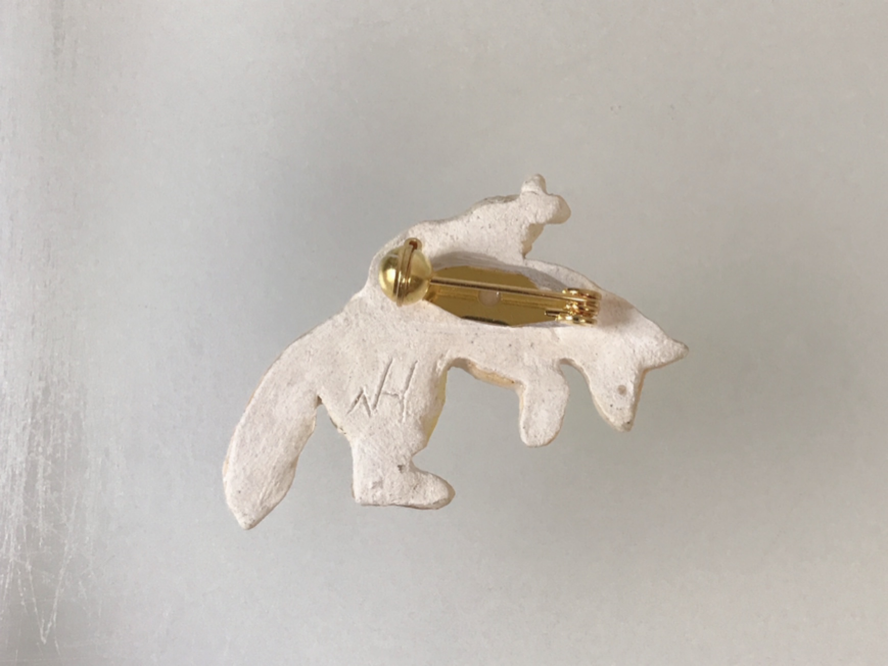 狐の花集め 陶器ブローチ Iichi ハンドメイド クラフト作品 手仕事品の通販