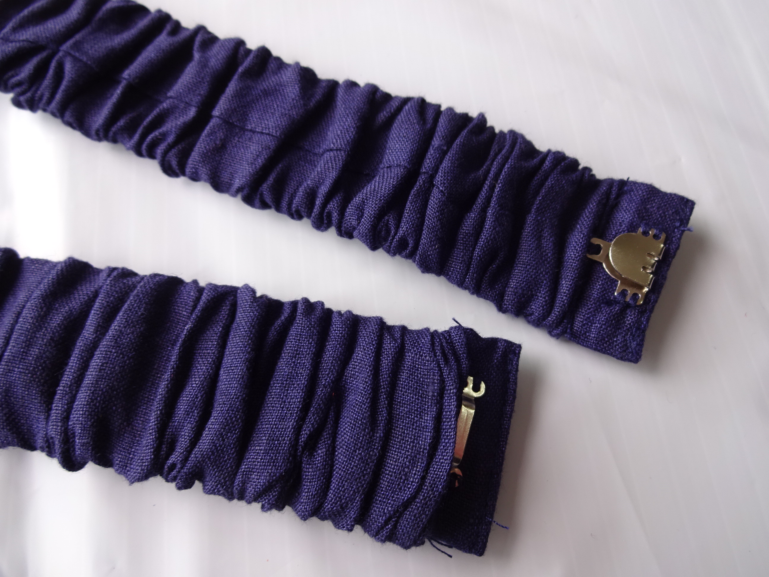 En Enリネン ウエストマークベルト付きワンピース 紺紫 Iichi ハンドメイド クラフト作品 手仕事品の通販