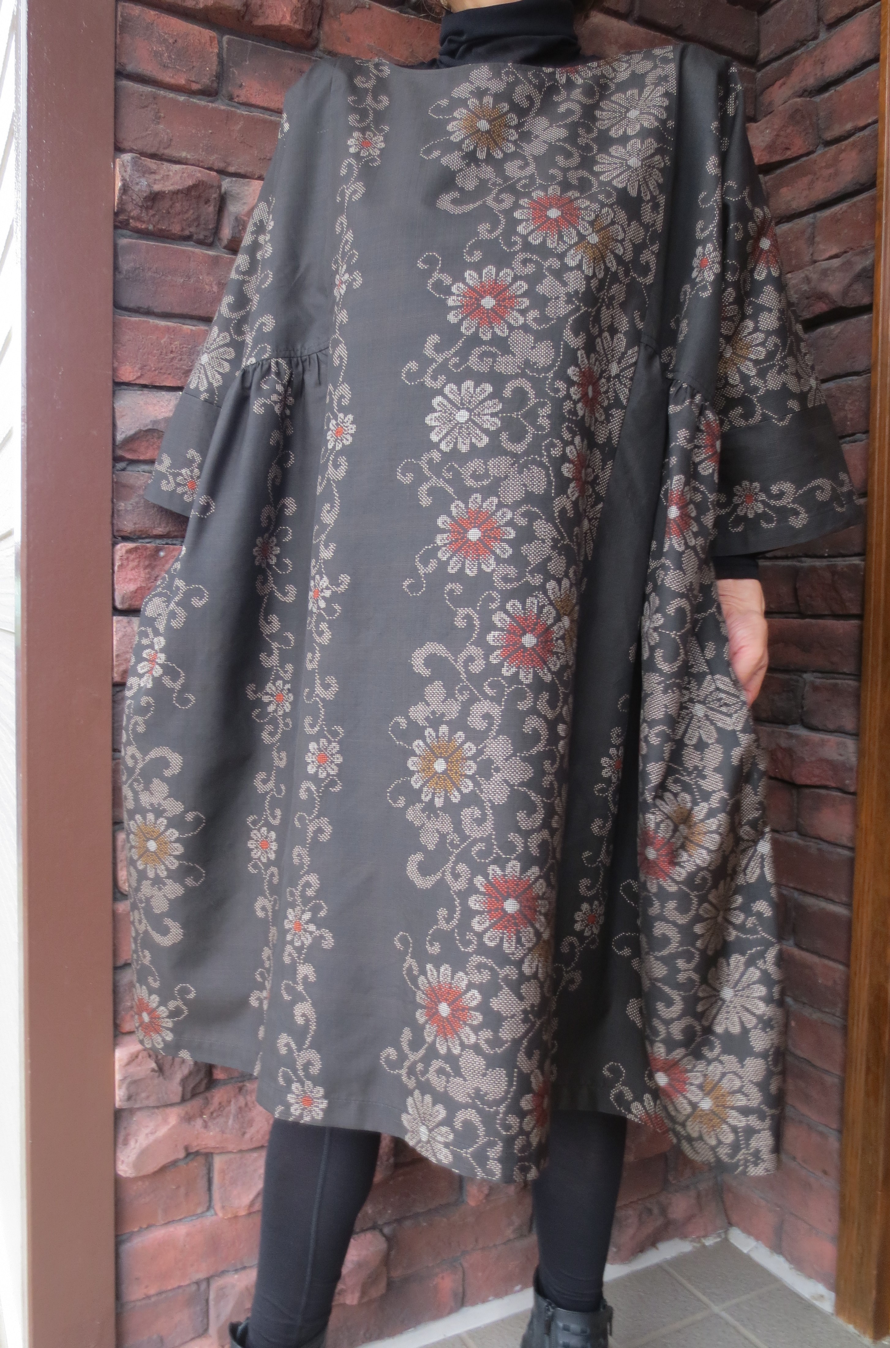 古布リメイク 大島紬チュニックワンピース 着物リメイク 古布 ゆったりサイズ Iichi ハンドメイド クラフト作品 手仕事品の通販