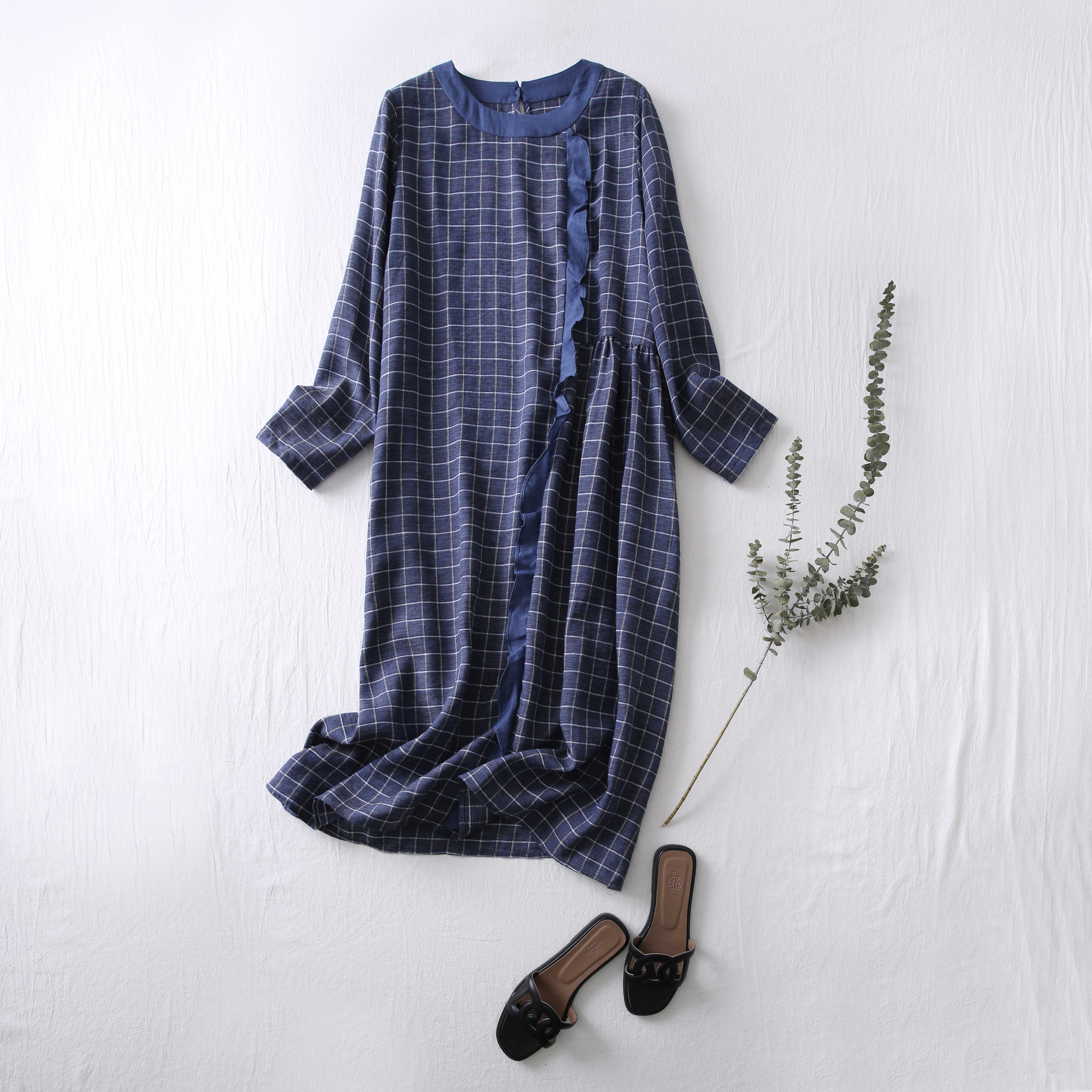 お洒落映えするチェック柄フリルワンピース ロングワンピース コットンリネンワンピース Iichi ハンドメイド クラフト作品 手仕事品の通販