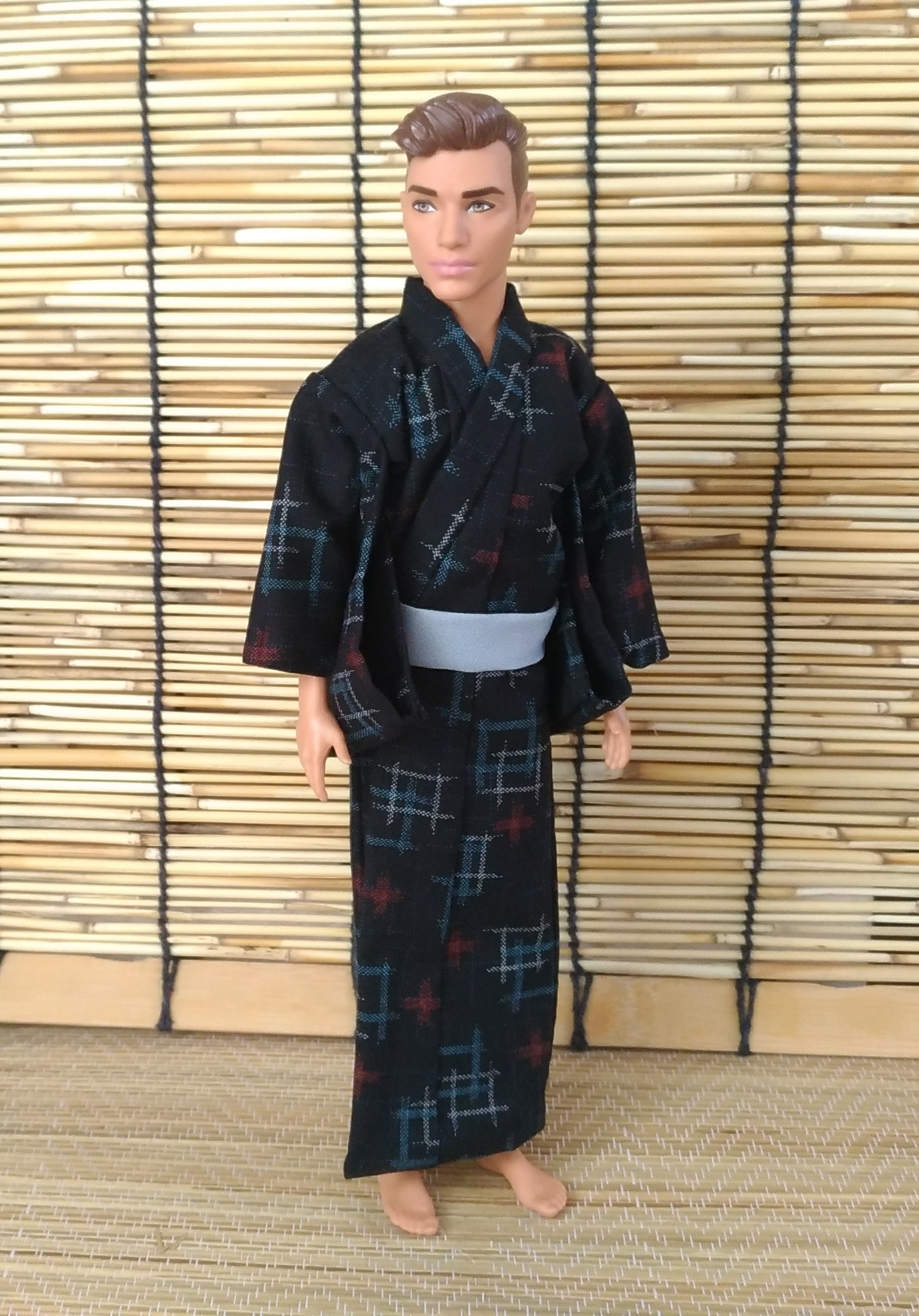 井桁の浴衣 黒 29cm男子ドール浴衣 Iichi ハンドメイド クラフト作品 手仕事品の通販