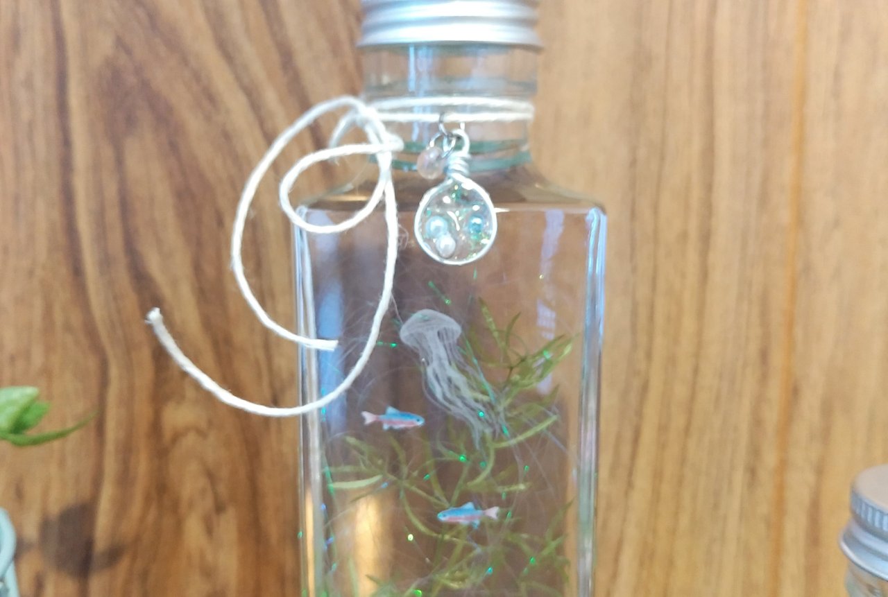 ハーバリウム 夏仕様 Iichi ハンドメイド クラフト作品 手仕事品の通販