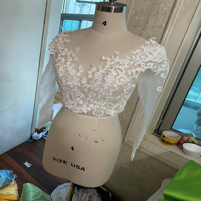 ウエディングドレス用ボレロ レーストップス 十分袖 長袖 Vネック 繊細レース オーダー可能 Iichi ハンドメイド クラフト作品 手仕事品の通販