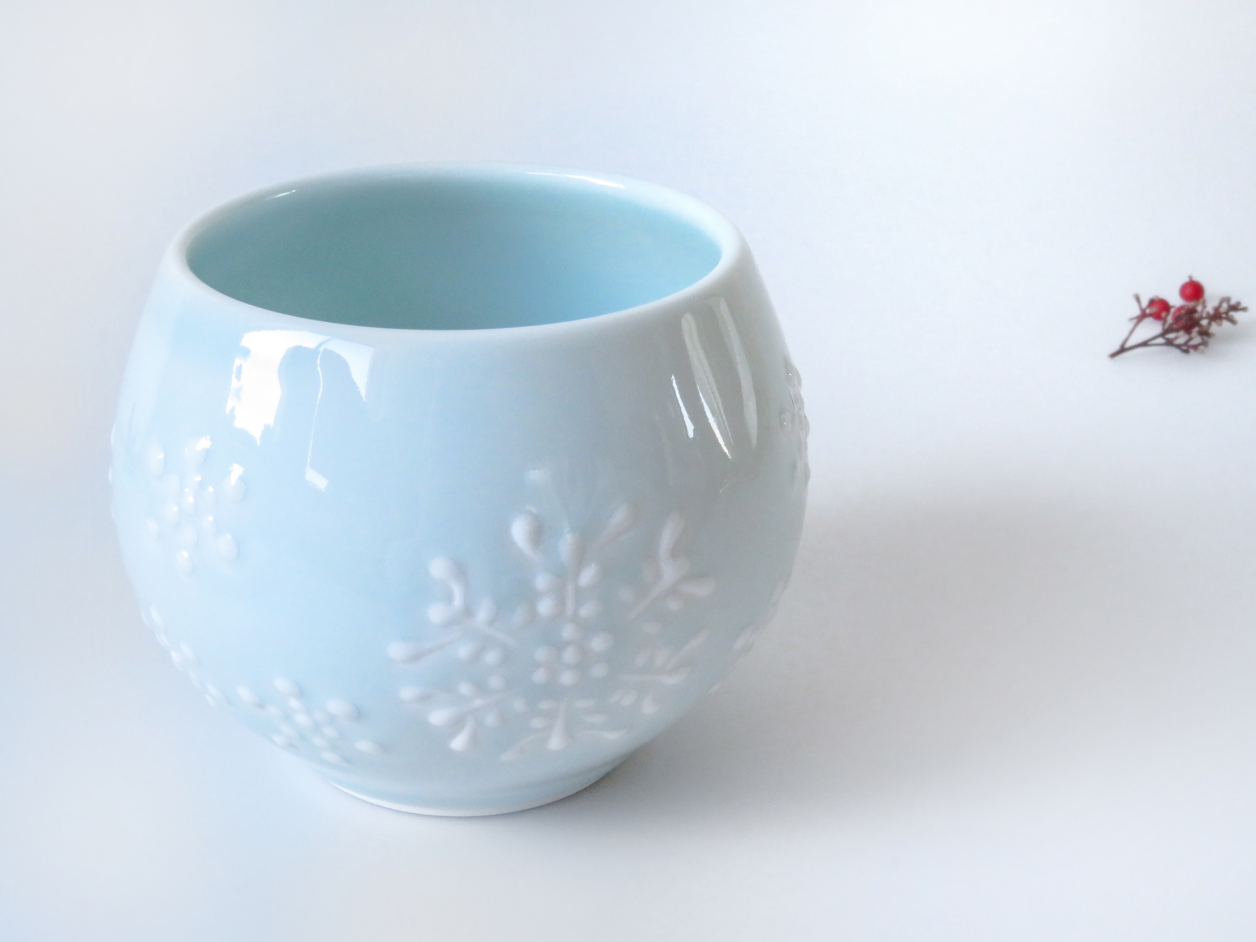 有田焼 青磁結晶紋の丸々カップ Iichi ハンドメイド クラフト作品 手仕事品の通販 有田焼 青磁結晶紋の丸々カップ Iichi ハンドメイド クラフト作品 手仕事品の通販