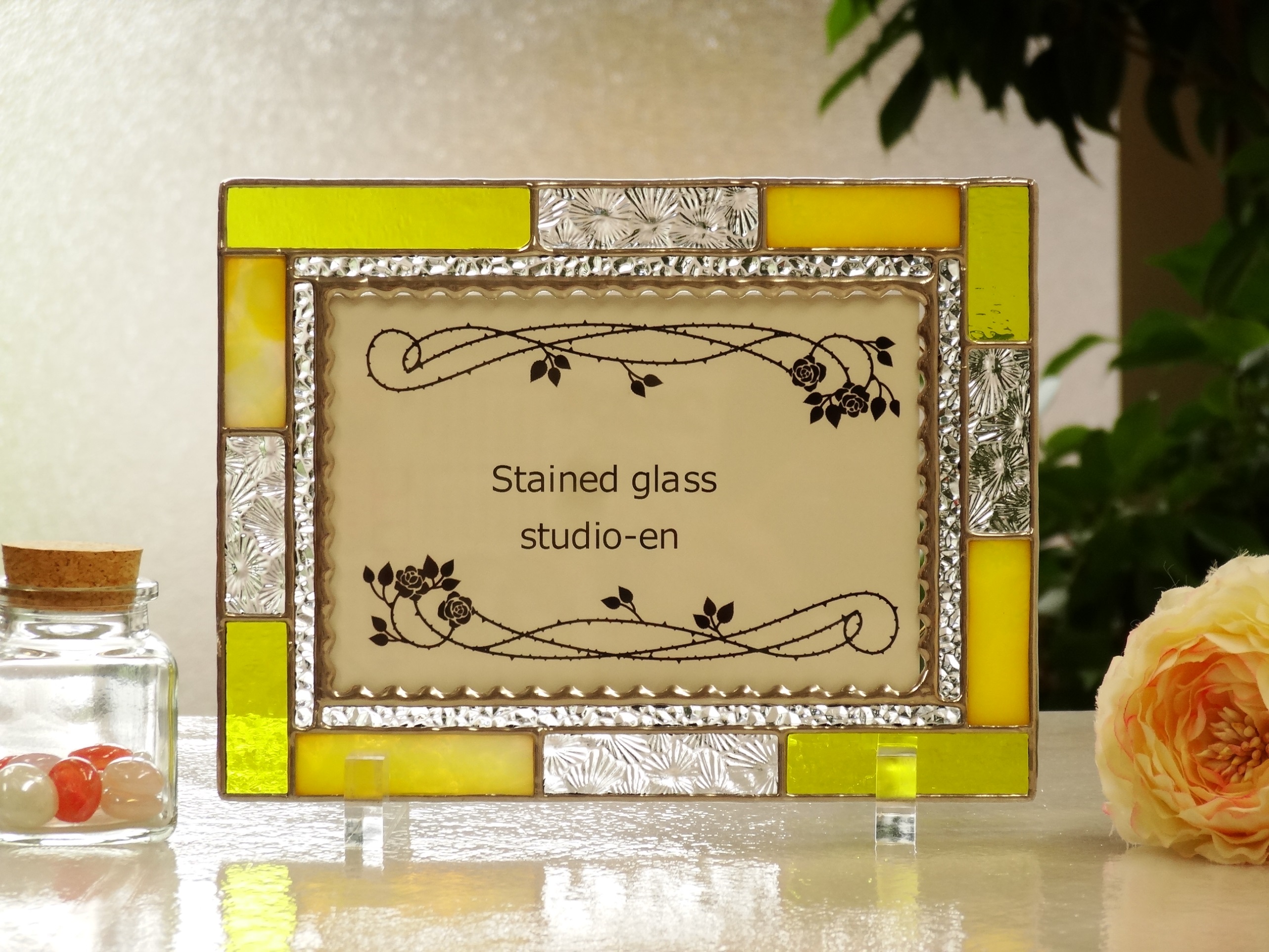 フォトフレーム シンプル イエロー クリアー Iichi ハンドメイド クラフト作品 手仕事品の通販 フォトフレーム シンプル イエロー クリアー Iichi ハンドメイド クラフト作品 手仕事品の通販