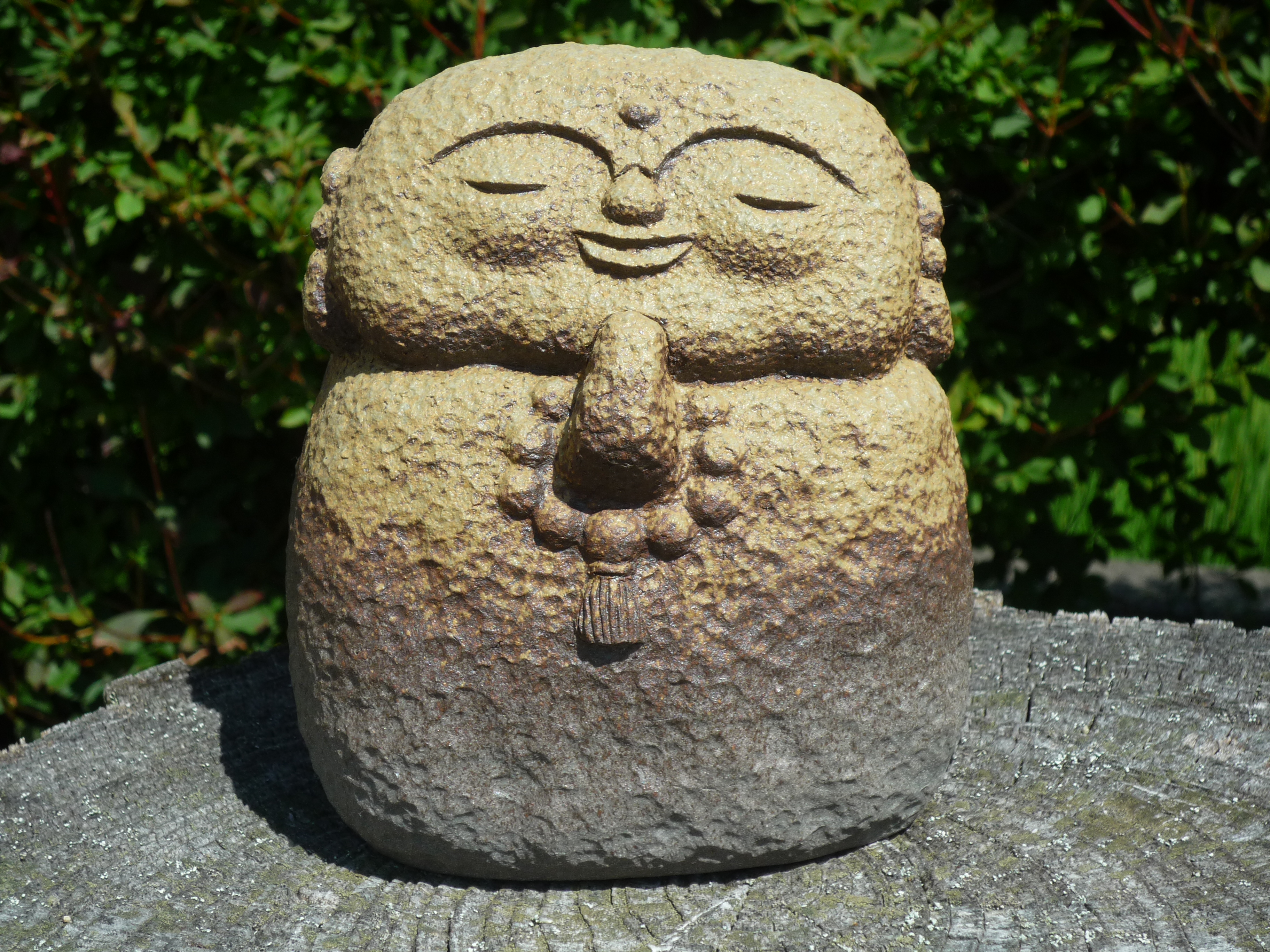 砥部焼の桜材額飾り 壁掛けも出来ます。