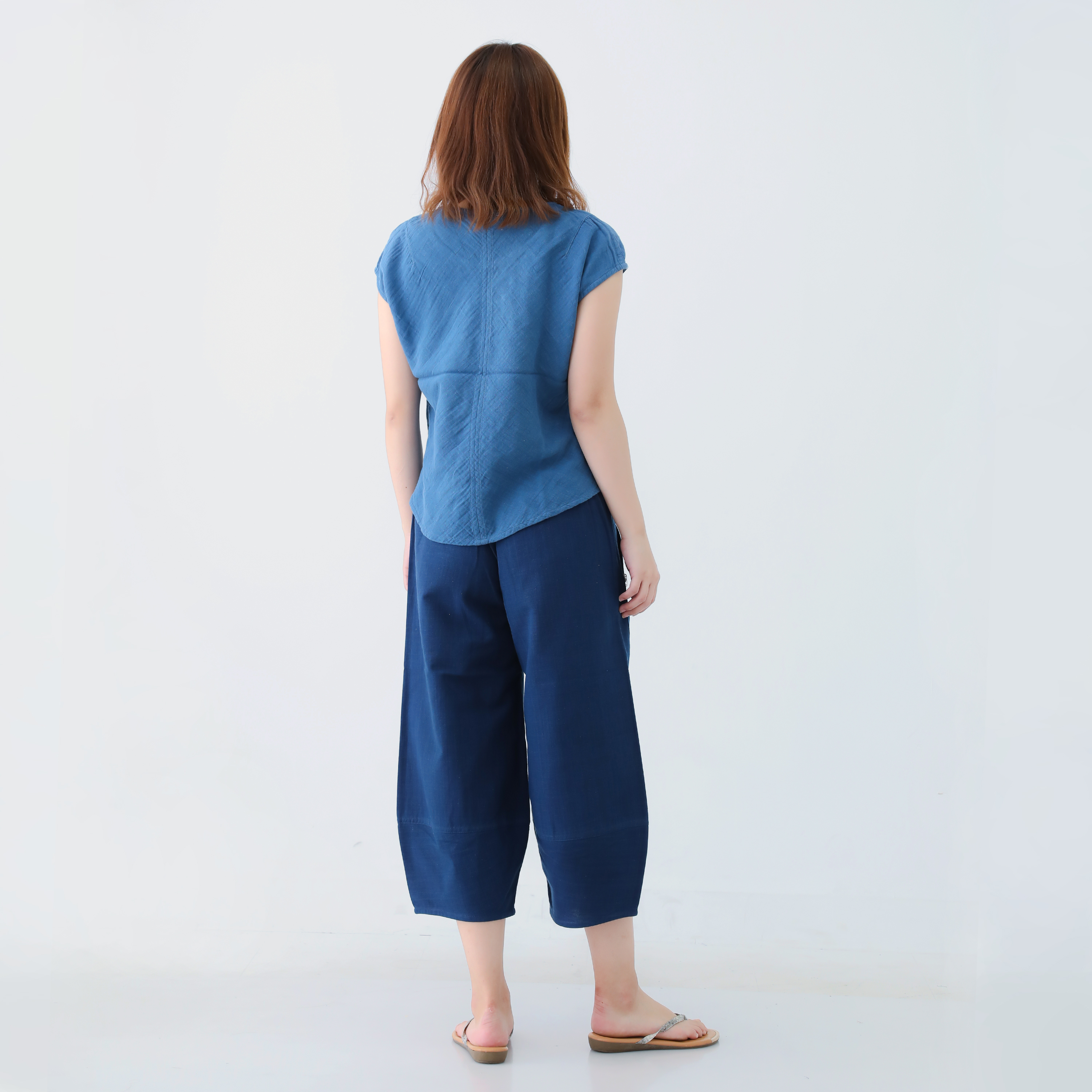 Tomo M Lサイズ コットン100 Wガーゼ素材 インディゴ染めフレンチスリーブ トップス Iichi ハンドメイド クラフト作品 手仕事品の通販