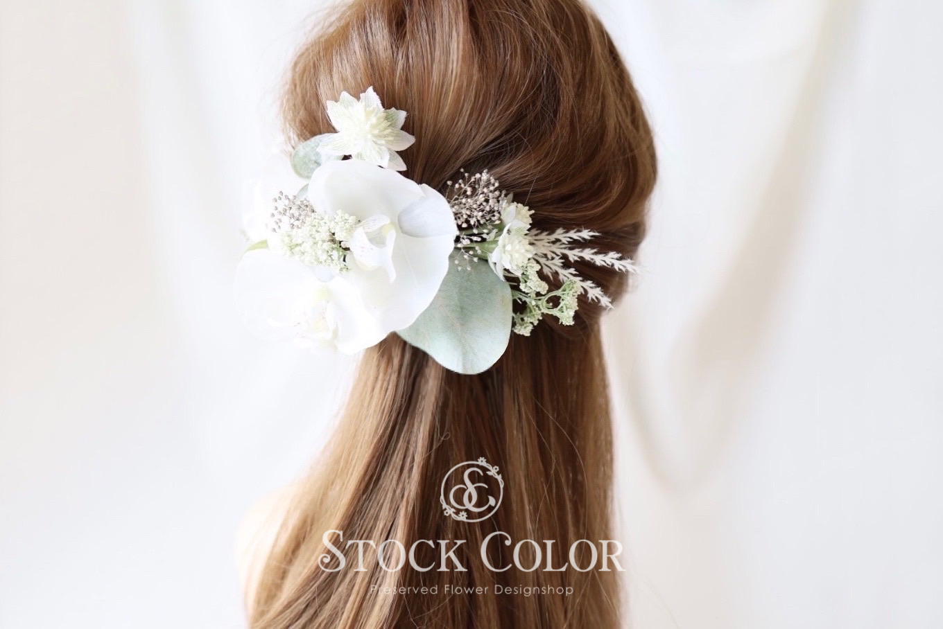 胡蝶蘭とユーカリのヘッドドレス ヘアアクセサリー＊ウェディング 結婚式 成人式 前撮り 髪飾り 和装 白無垢