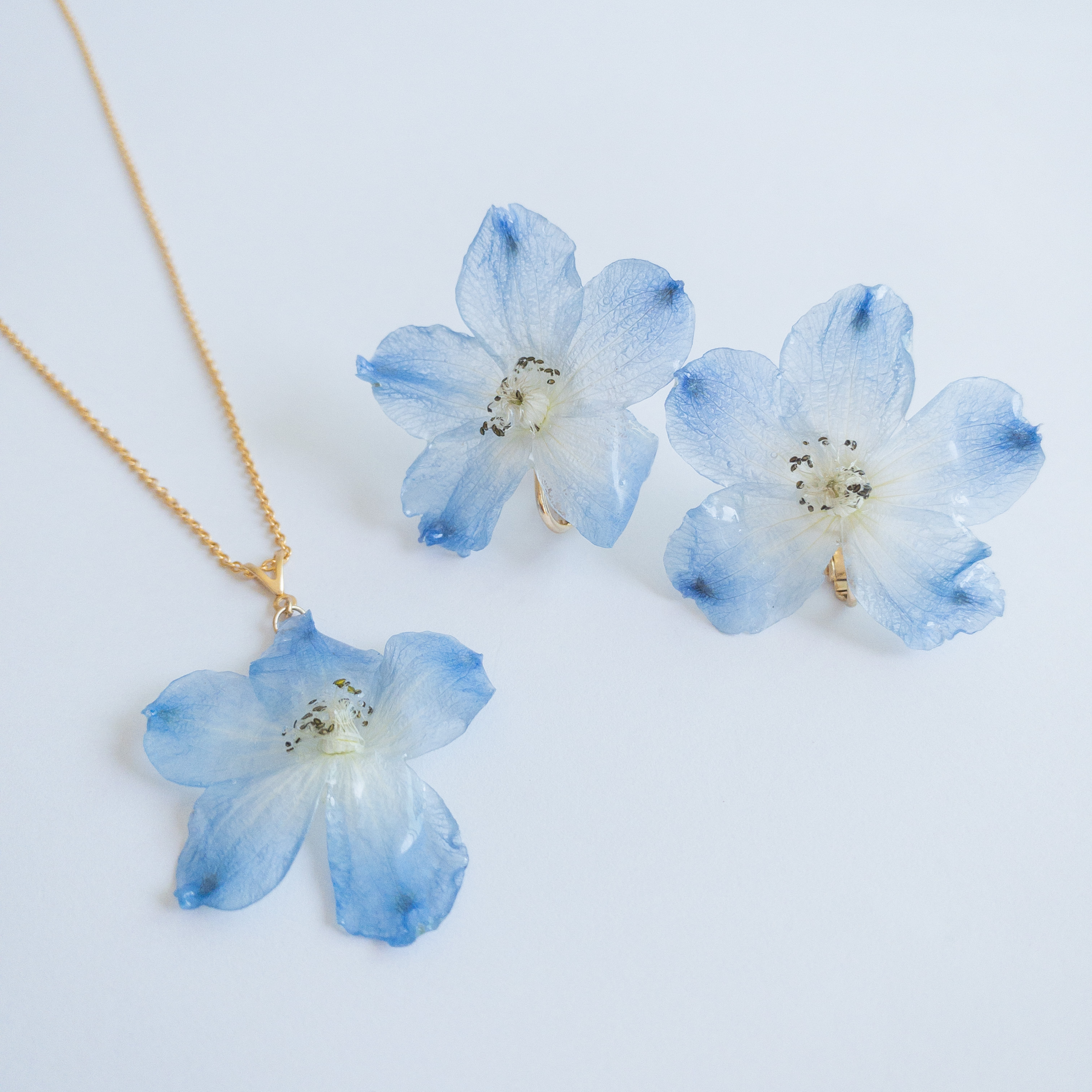 デルフィニウム ネックレス 生花のアクセサリー Iichi ハンドメイド クラフト作品 手仕事品の通販