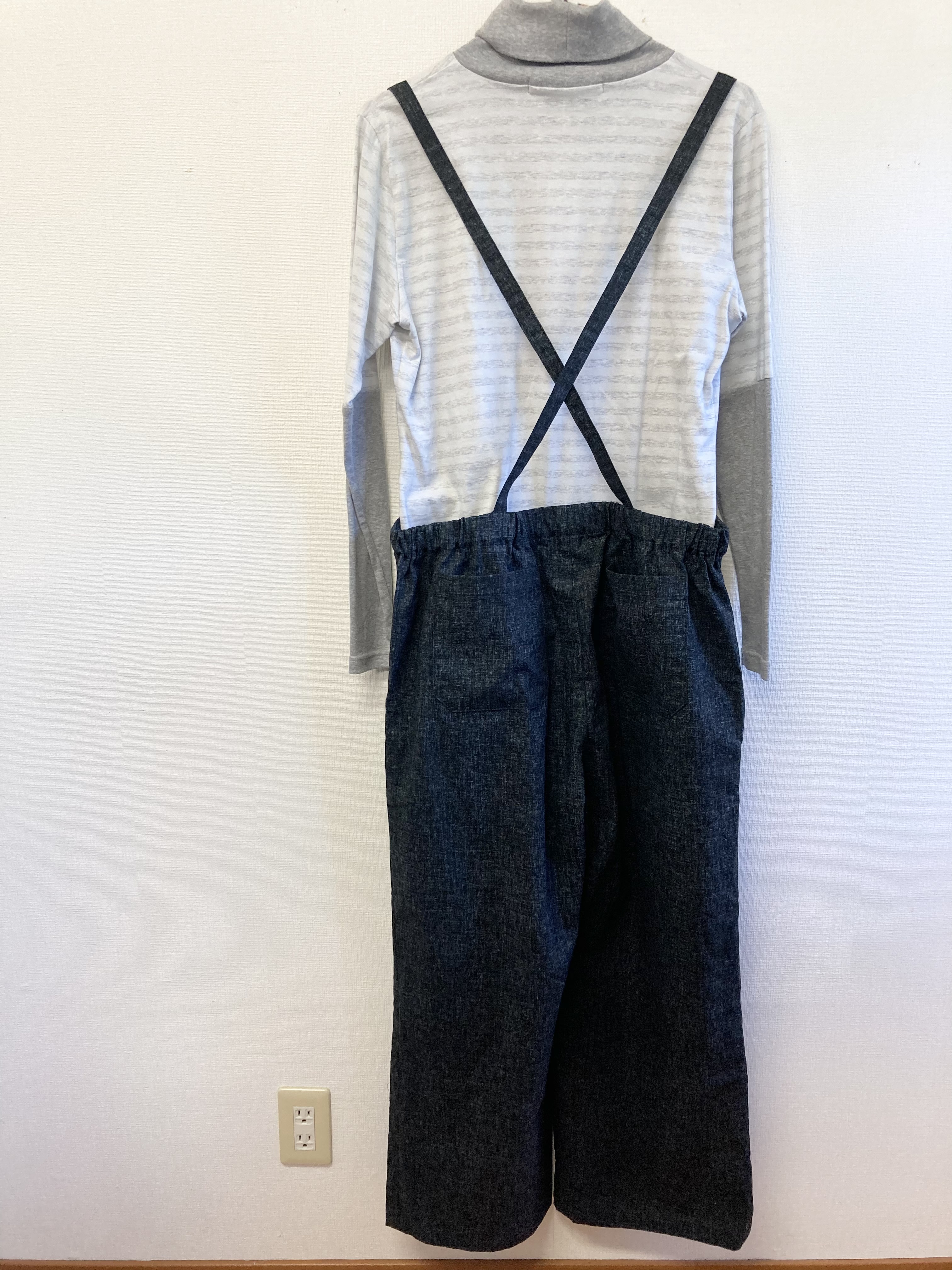 大人可愛い サスペンダー付きワイドパンツ 黒 サイズフリー L Iichi ハンドメイド クラフト作品 手仕事品の通販