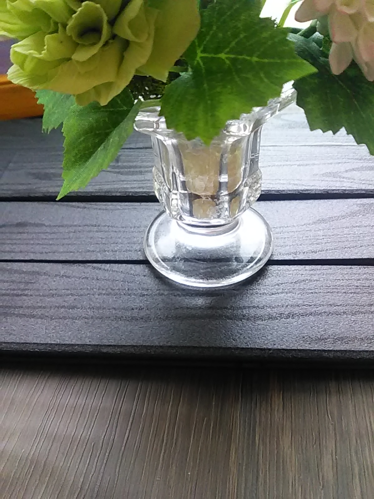 クレイフラワーの小さなお供え花 仏花 珠 お仏壇 納骨堂 ご遺影前に Iichi ハンドメイド クラフト作品 手仕事品の通販