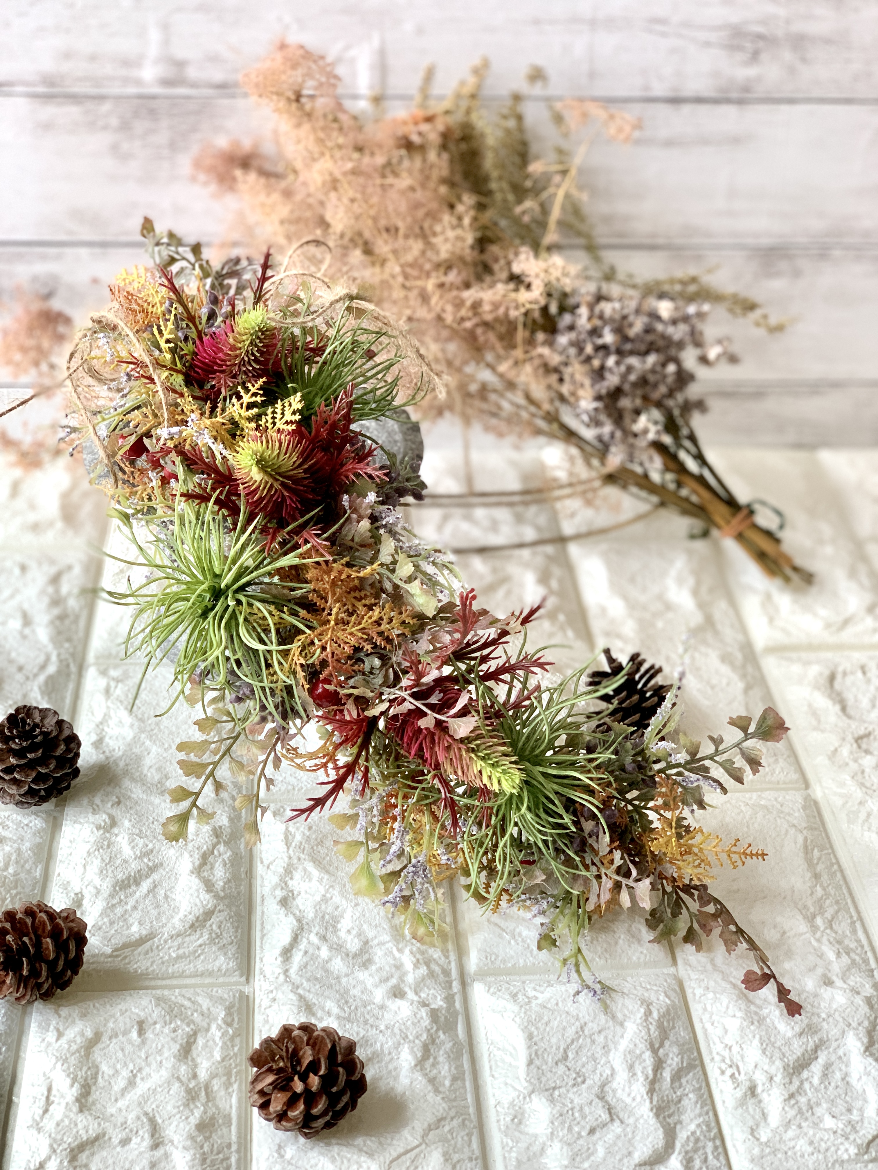 エリンジウムとエアプランツのスワッグ 玄関 インテリア ギフト プレゼント アーティフィシャルフラワー Iichi ハンドメイド クラフト作品 手仕事品の通販 エリンジウムとエアプランツのスワッグ 玄関 インテリア ギフト プレゼント アーティフィシャルフラワー Iichi ハンドメイド クラフト作品 手仕事品の通販