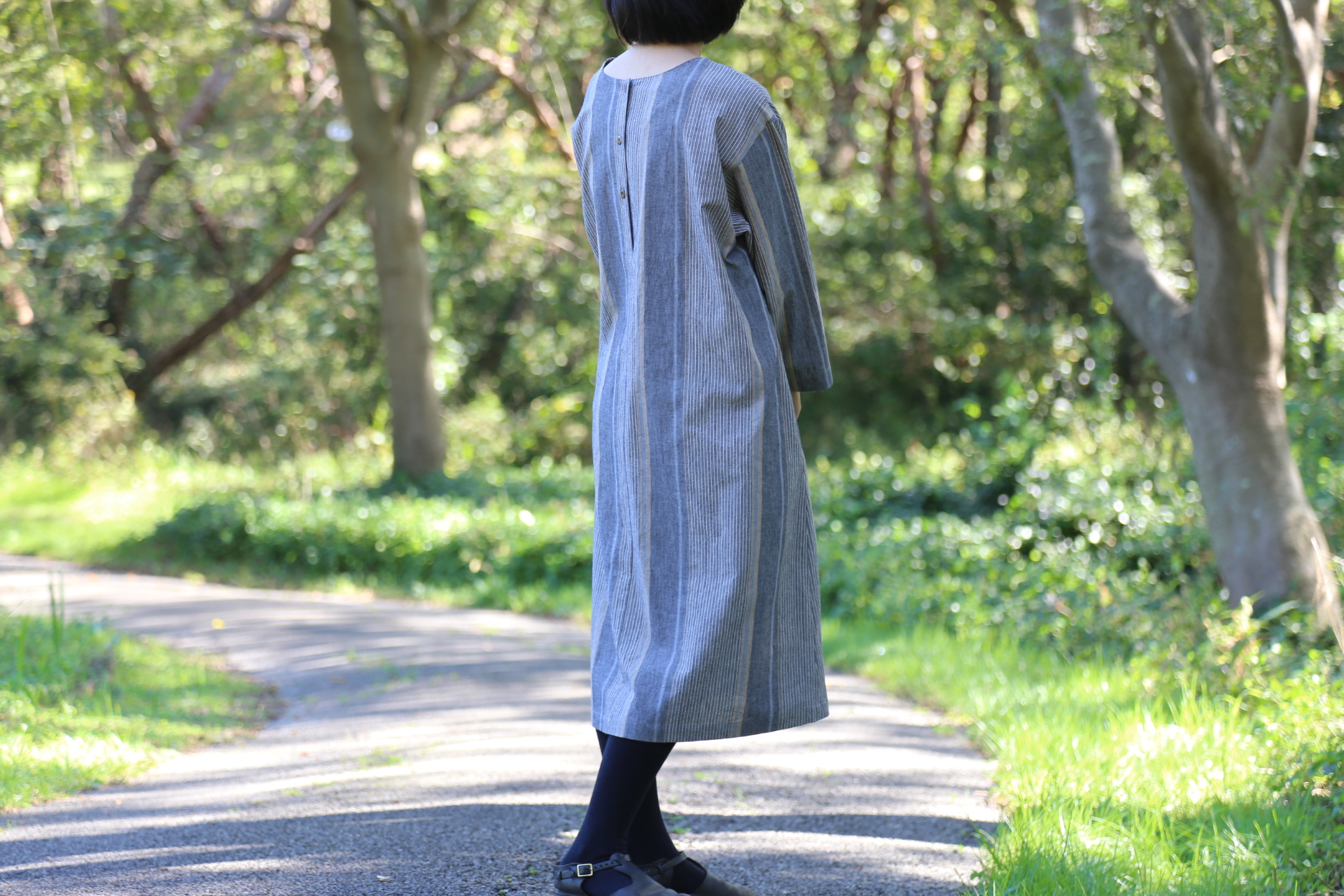 スリット無 ファーマーズワンピース 亀田縞 蒸栗色 Iichi ハンドメイド クラフト作品 手仕事品の通販