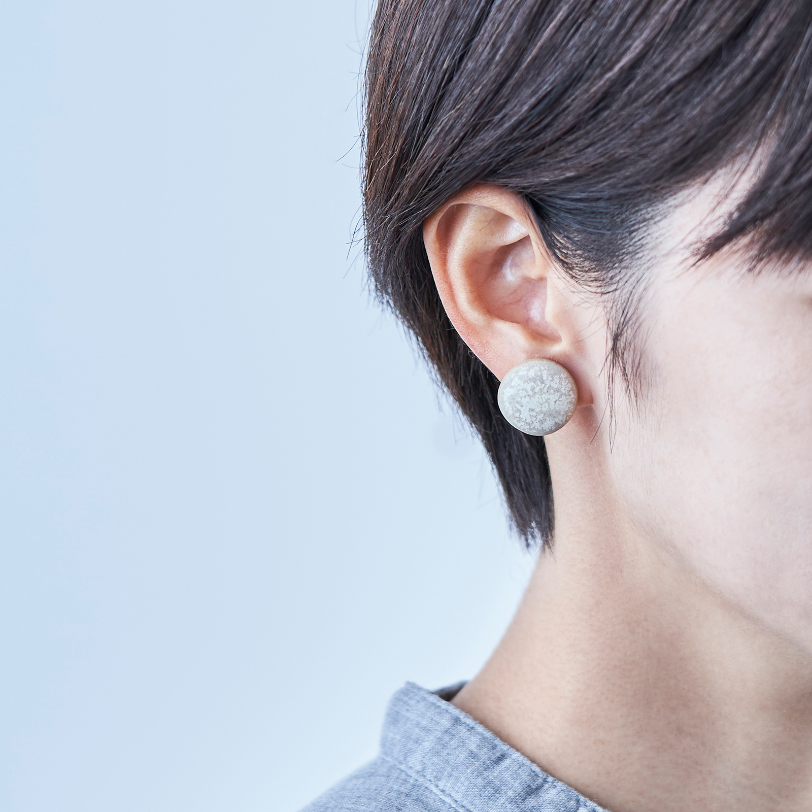 陶磁器ピアス/イヤリング ＜circle_large＞ No.002 Ecru Beige | iichi 