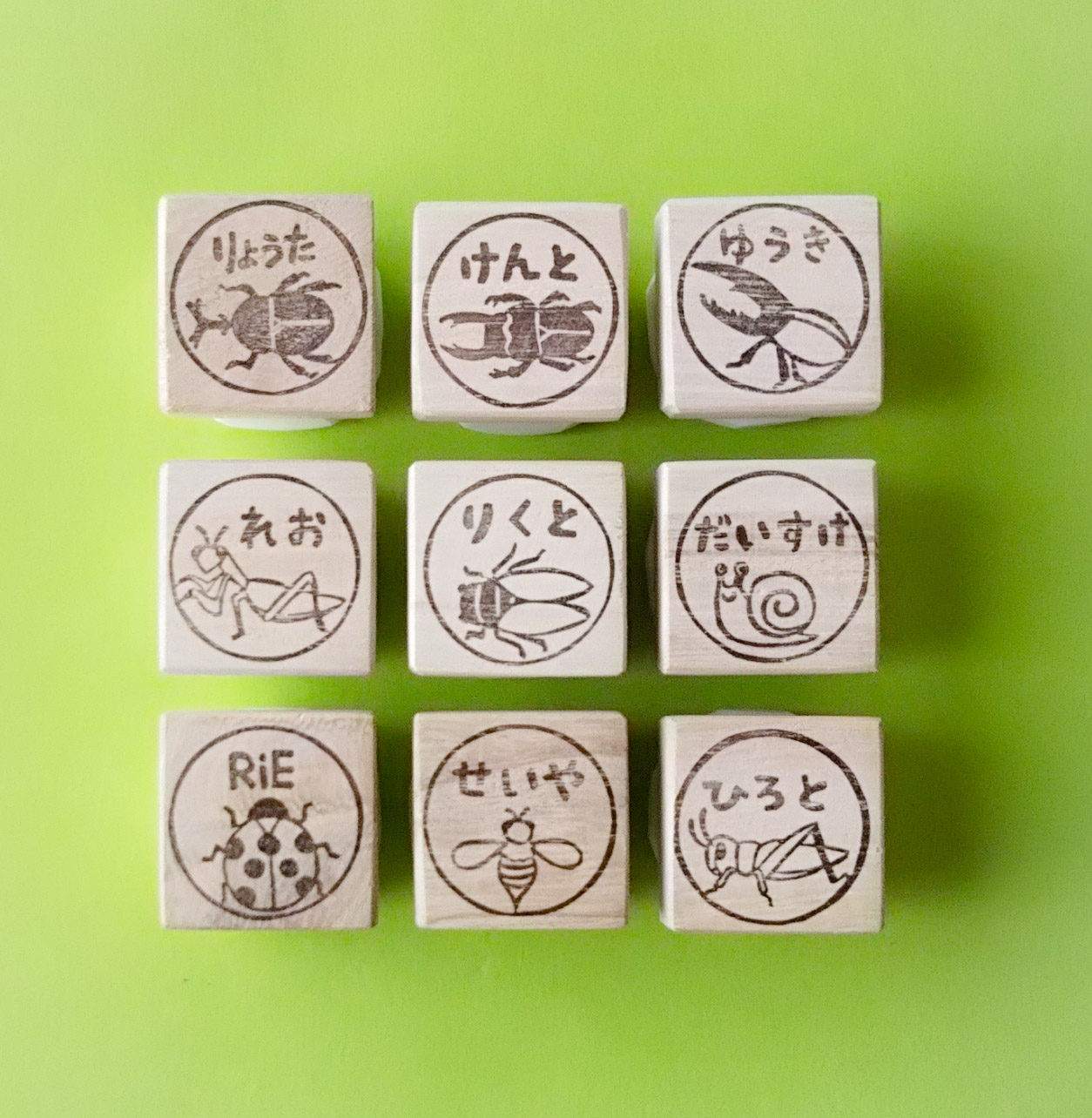 虫好き集まれ 選べる 昆虫 ムシ お名前消しゴムはんこ Iichi ハンドメイド クラフト作品 手仕事品の通販