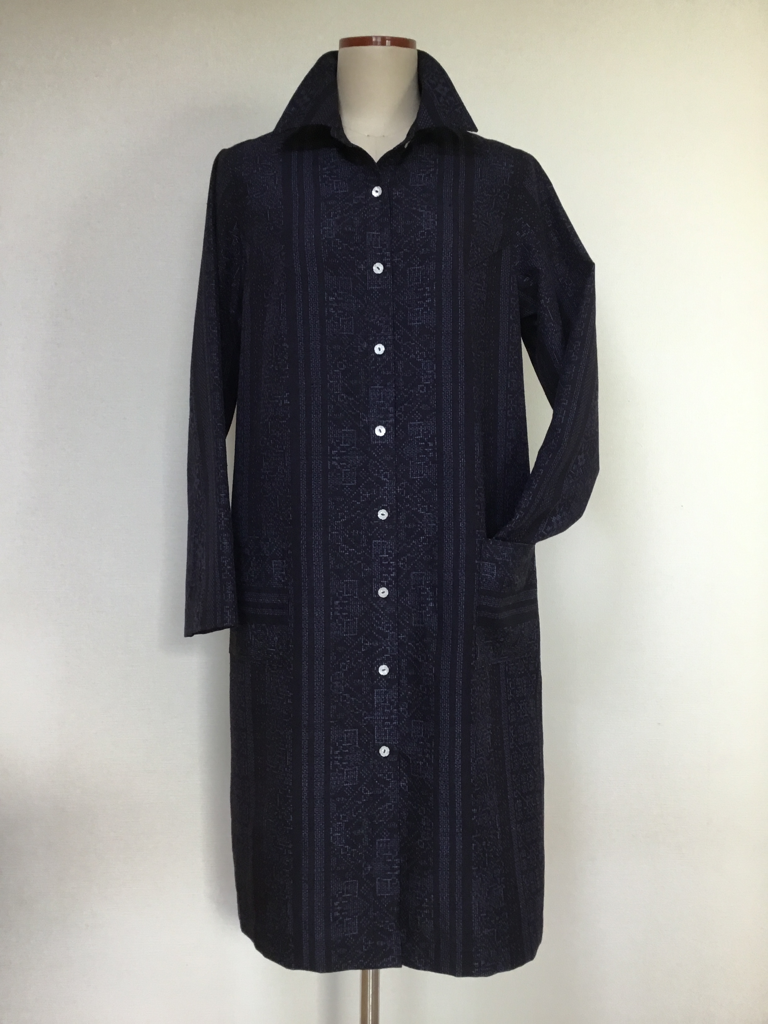 着物リメイク:正絹の紬からワンピースコート