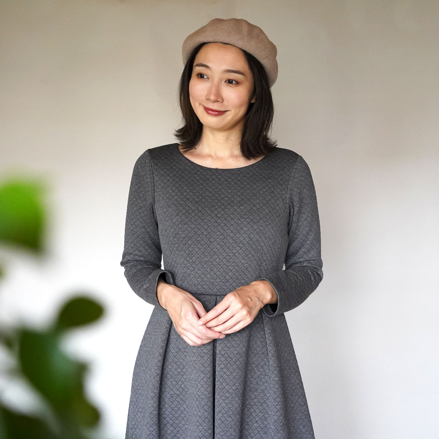 Xs Ll受注制作 アーミッシュ風シンプルワンピース キルティング グレー 秋冬用生地 Iichi ハンドメイド クラフト作品 手仕事品の通販