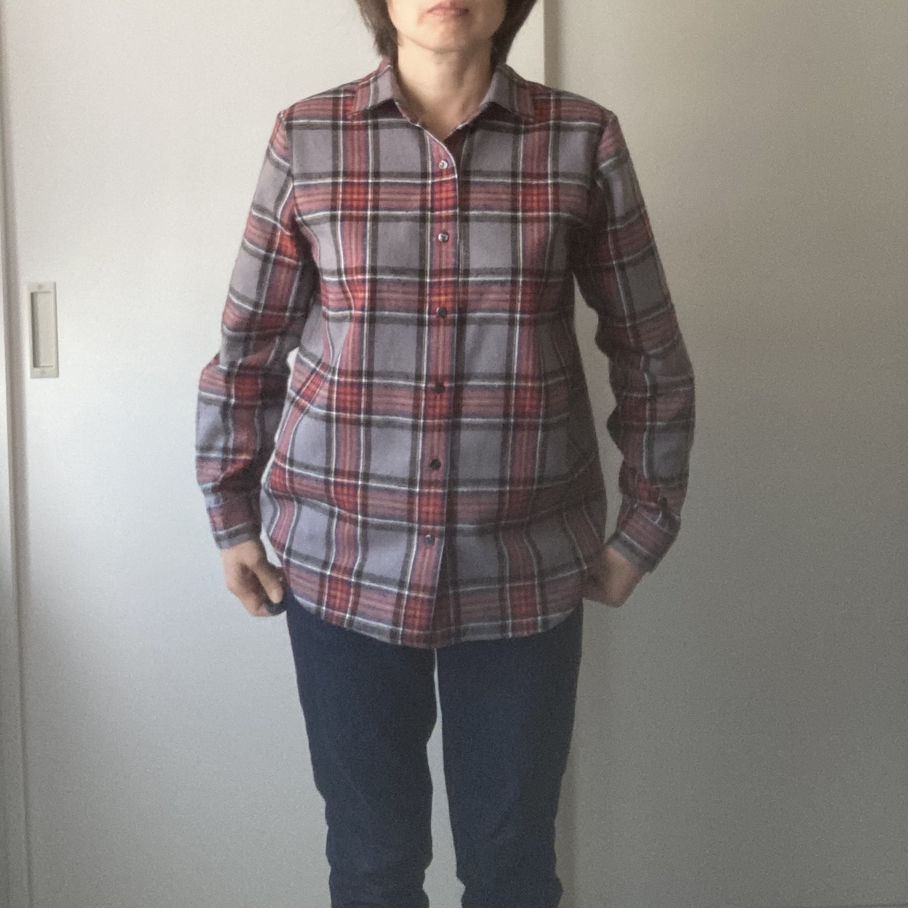 タータンチェックのシャツ グレーと赤 Iichi ハンドメイド クラフト作品 手仕事品の通販 タータンチェックのシャツ グレーと赤 Iichi ハンドメイド クラフト作品 手仕事品の通販
