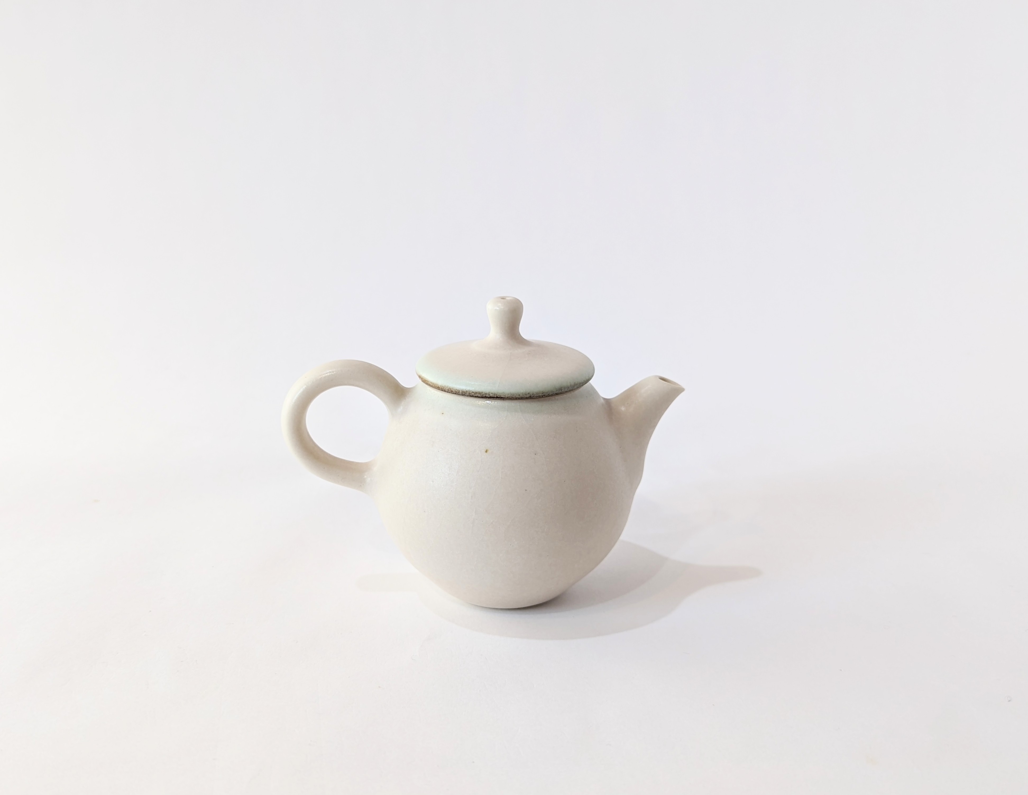 朝靄 コロンとした茶壷 A 85 Iichi ハンドメイド クラフト作品 手仕事品の通販