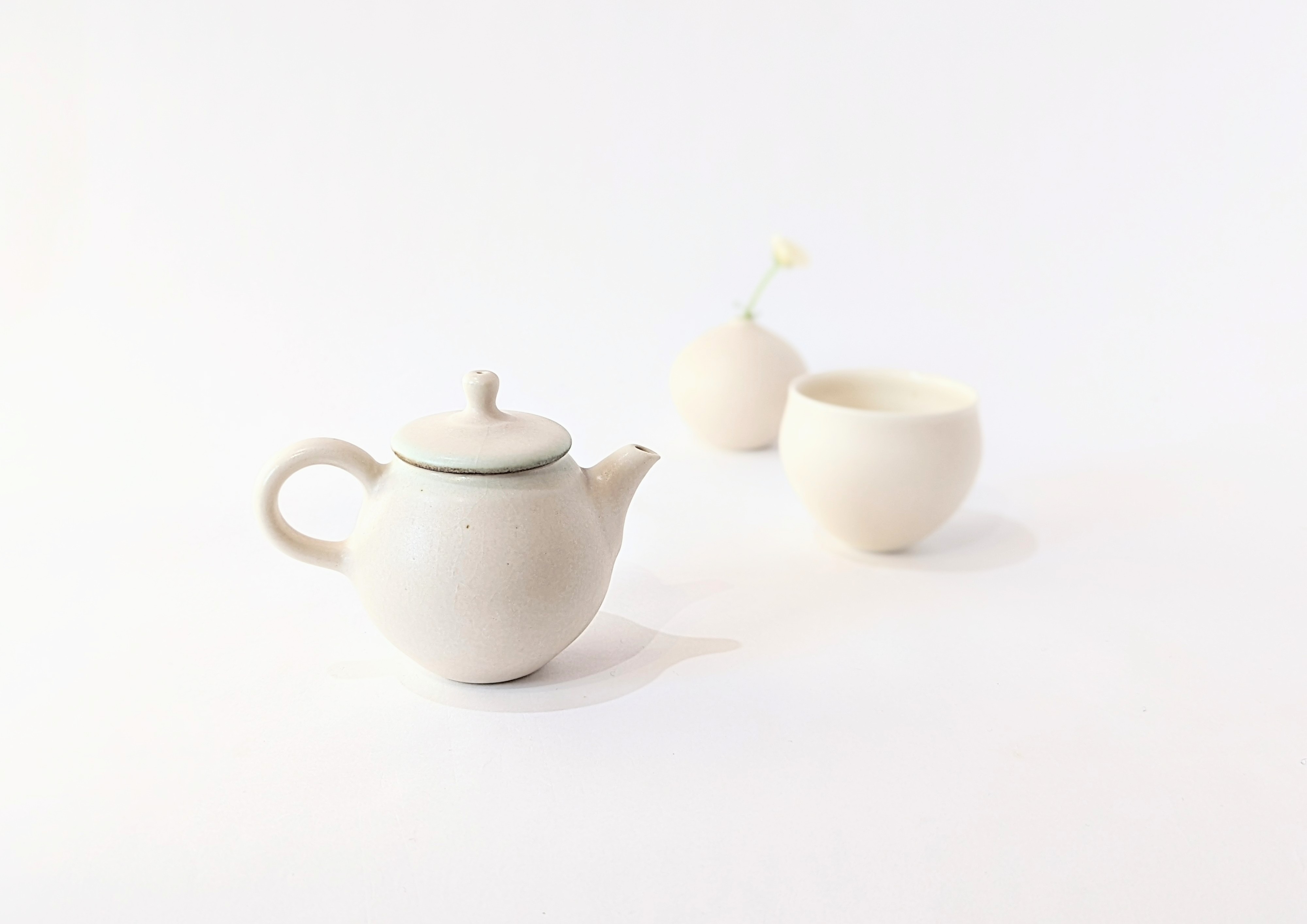 朝靄 コロンとした茶壷 A 85 Iichi ハンドメイド クラフト作品 手仕事品の通販