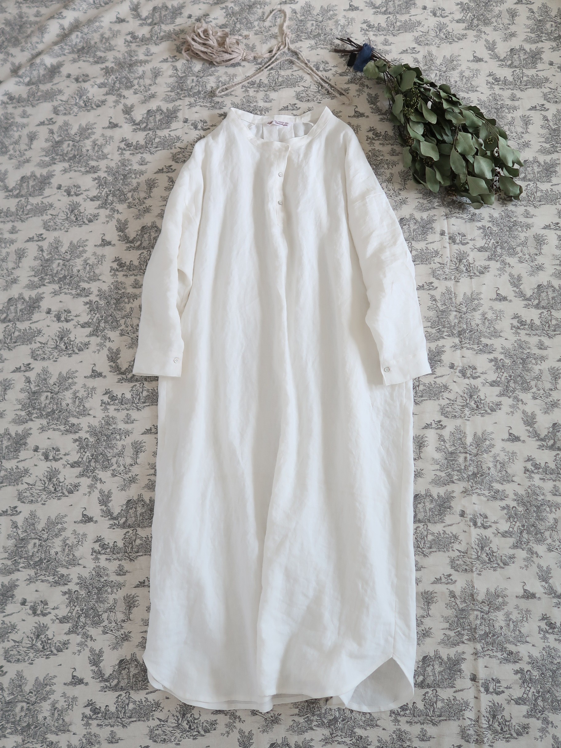 ブランケットリネン スキッパーワンピース 起毛 顔映えホワイト 大人の普段着 Iichi ハンドメイド クラフト作品 手仕事品の通販