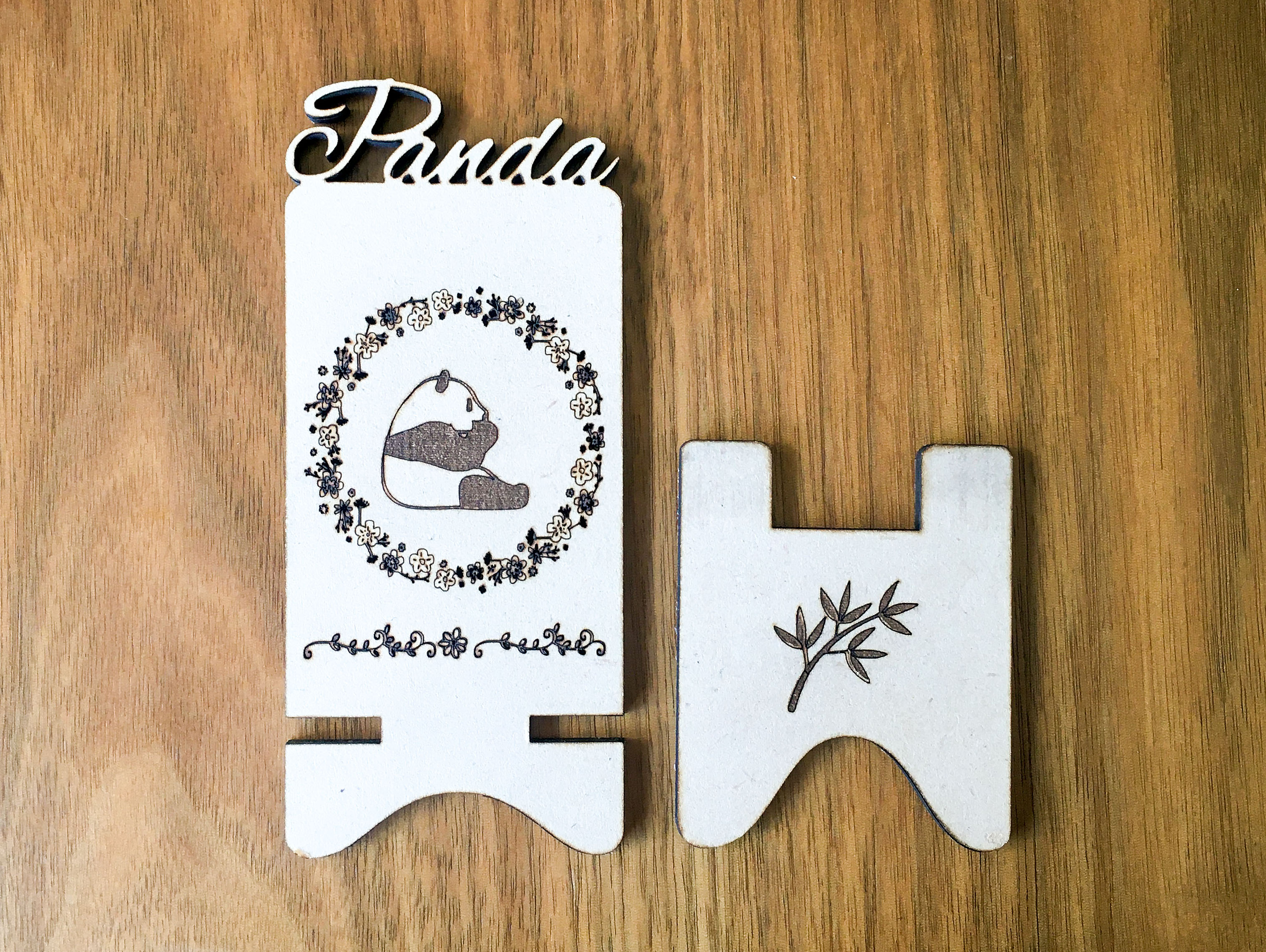 パンダのスマホスタンド Iichi ハンドメイド クラフト作品 手仕事品の通販