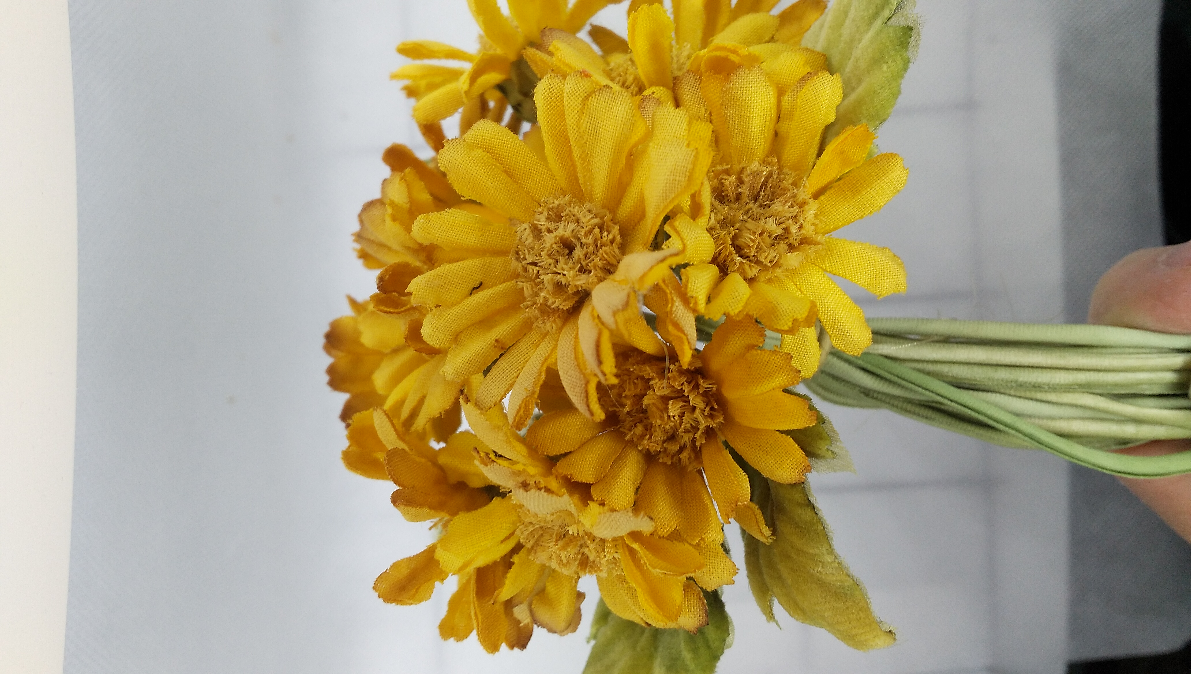 黄色マーガレット だけの花束 Iichi ハンドメイド クラフト作品 手仕事品の通販