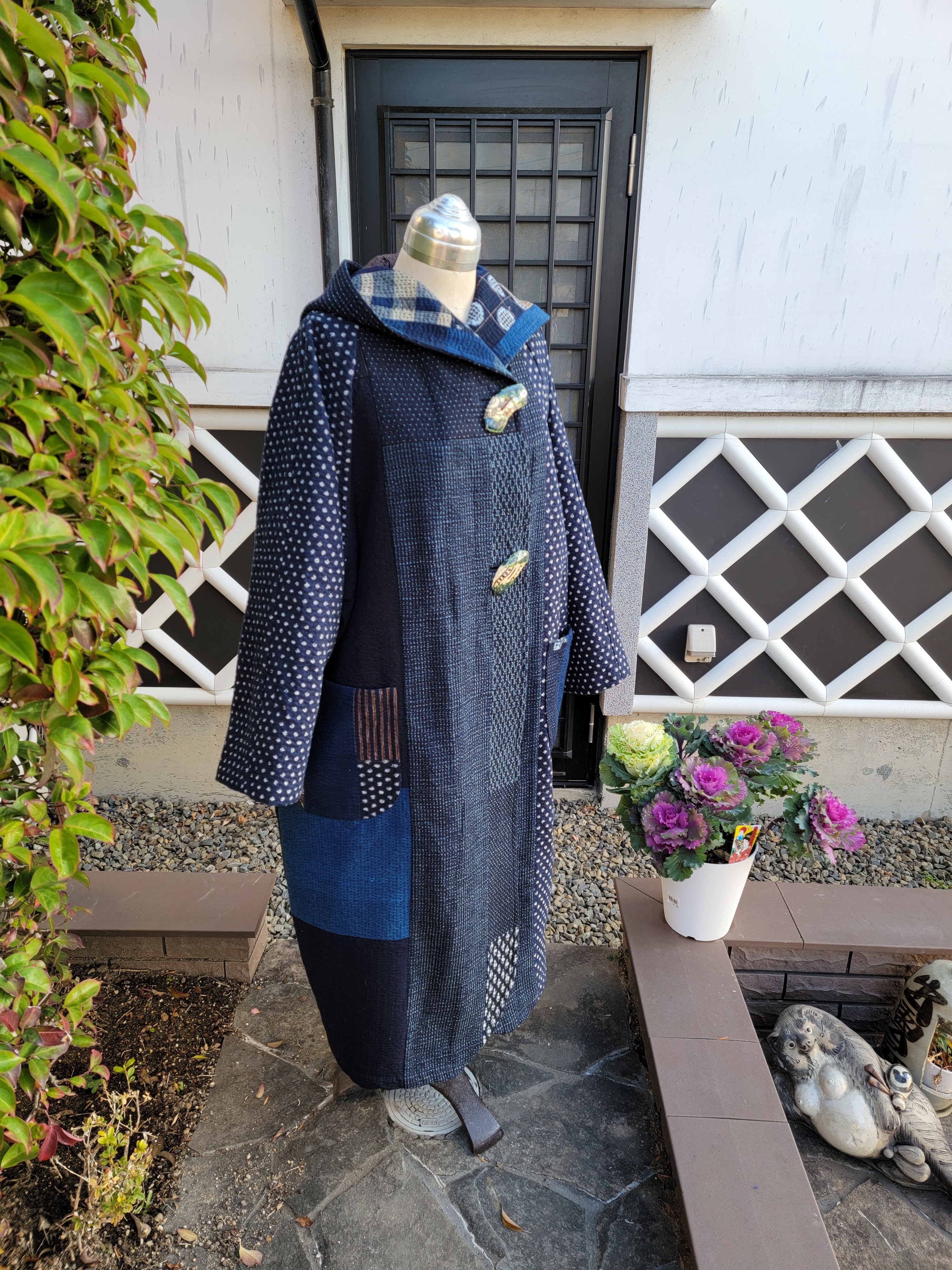 着物リメイク　絣と藍型染のブラウスジャケット
