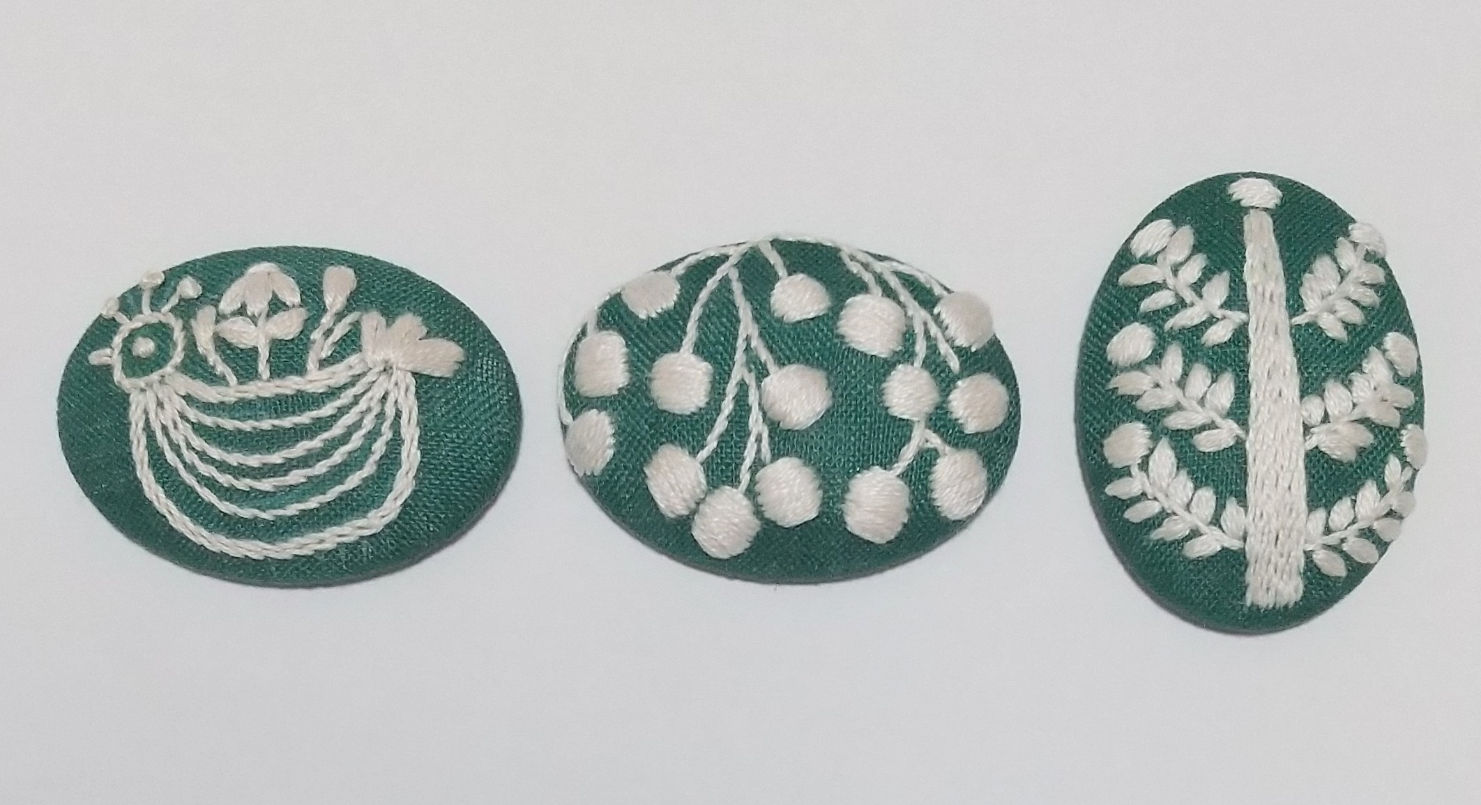 刺繍ブローチ Konomi Iichi ハンドメイド クラフト作品 手仕事品の通販