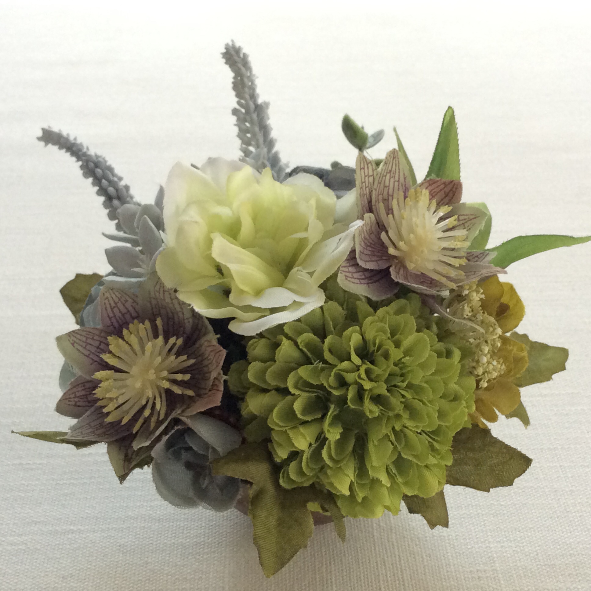 再販 小さな真珠の涙 仏花 造花 ミニサイズ お供え お盆 お彼岸 納骨堂 ペット Iichi ハンドメイド クラフト作品 手仕事品の通販