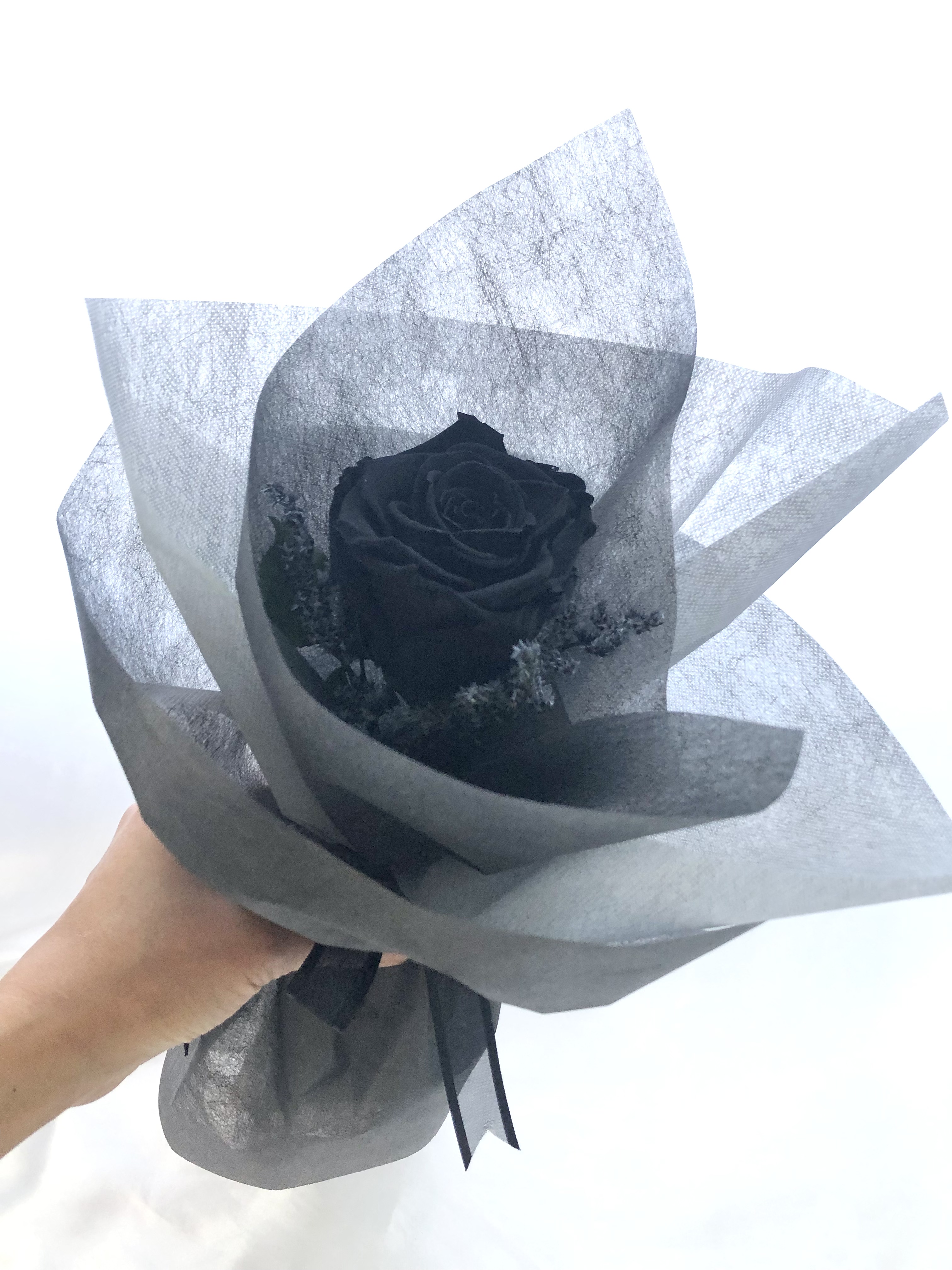 プリザーブドフラワー大輪の黒薔薇一輪花束永遠の愛 花束ラッピング Iichi ハンドメイド クラフト作品 手仕事品の通販