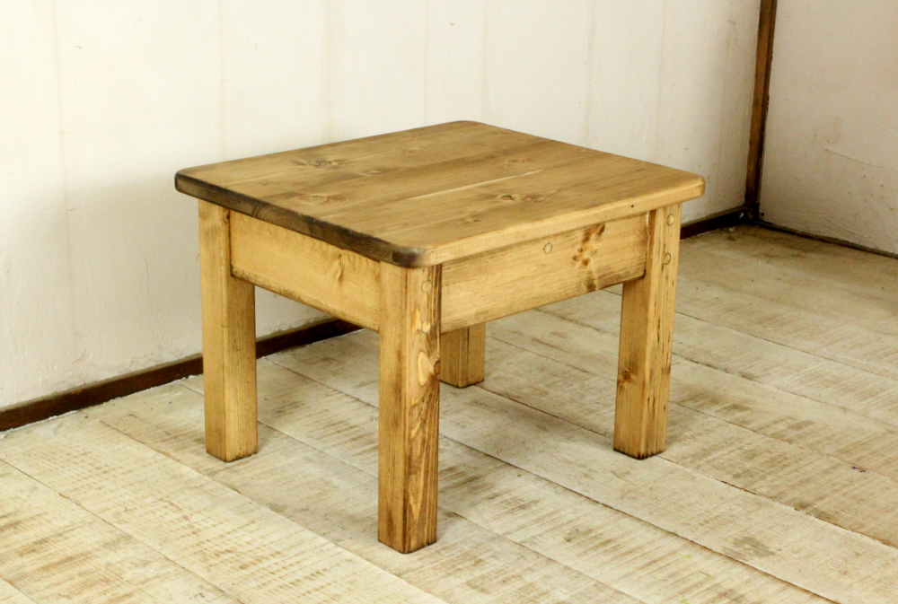 ミニテーブル 飾り台 花台 腰掛 ミニチェアー スツール | iichi ハンドメイド・クラフト作品・手仕事品の通販 ミニテーブル 飾り台 花台 腰掛 ミニチェアー スツール | iichi ハンドメイド・クラフト作品・手仕事品の通販