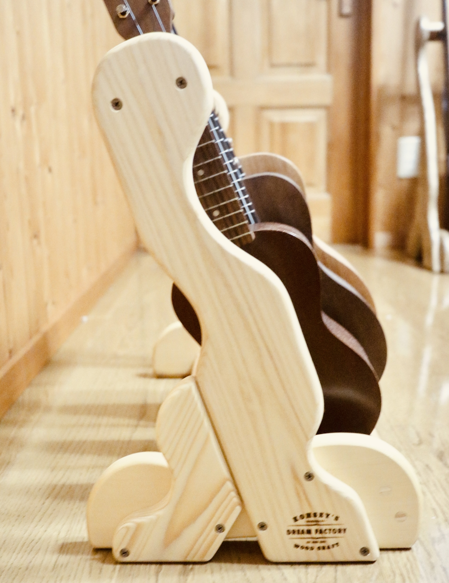 本掛け 24時間以内に発送 手作り木工 木製ウクレレスタンド 蜜蝋 Dai 1 Kurai 雑貨 Wsimarketingedge Com