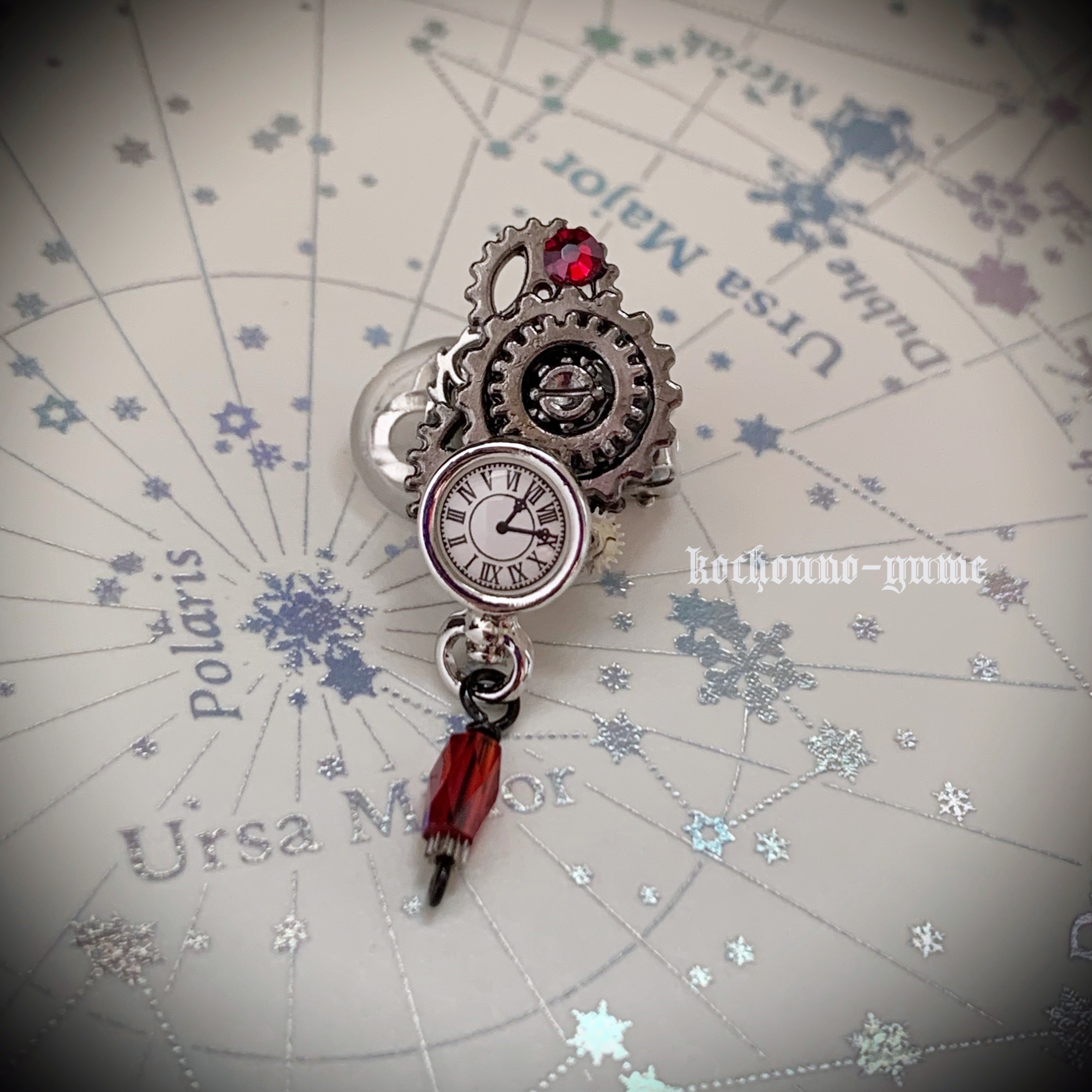 受注製作 永劫回帰 赤 スチームパンク イヤーカフ Iichi ハンドメイド クラフト作品 手仕事品の通販