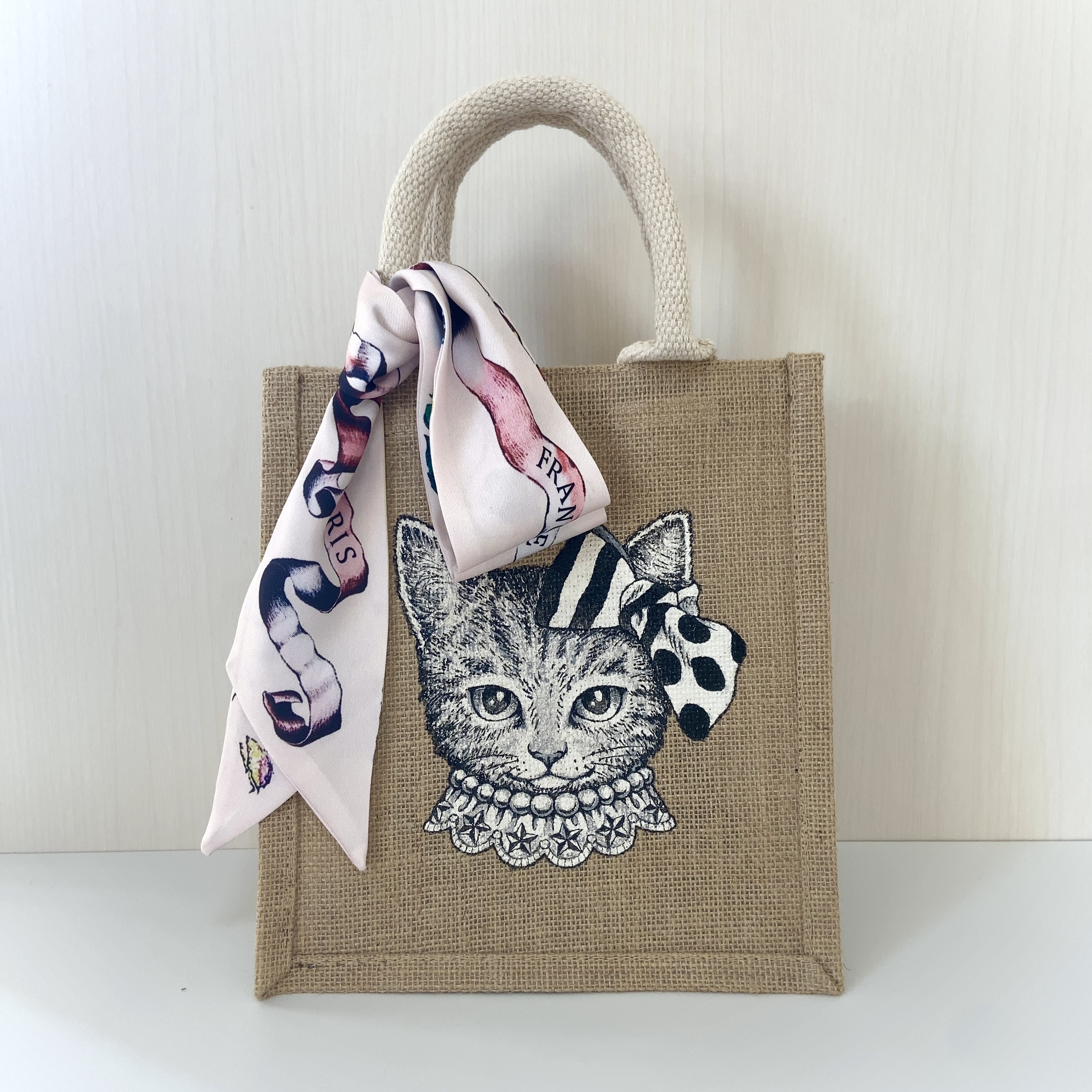 オリジナル 猫 手描き ジュートバッグ ねこ ネコ バッグ 鞄 Size S ツイリー スカーフ 付き カゴバッグ かごバッグ Iichi ハンドメイド クラフト作品 手仕事品の通販
