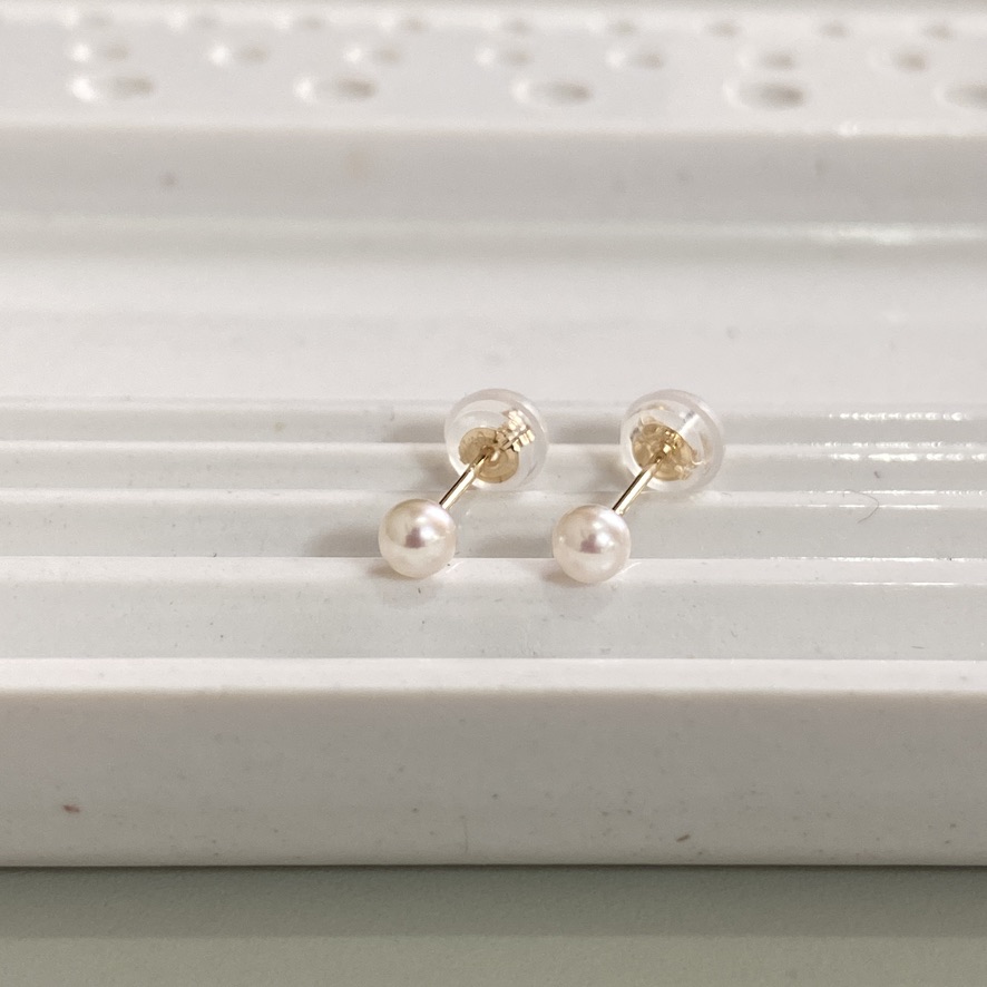 本真珠】K18 ベビーパール ピアス 3.5-4ミリ アコヤ真珠 イエローゴールド YG 18K | iichi  ハンドメイド・クラフト作品・手仕事品の通販