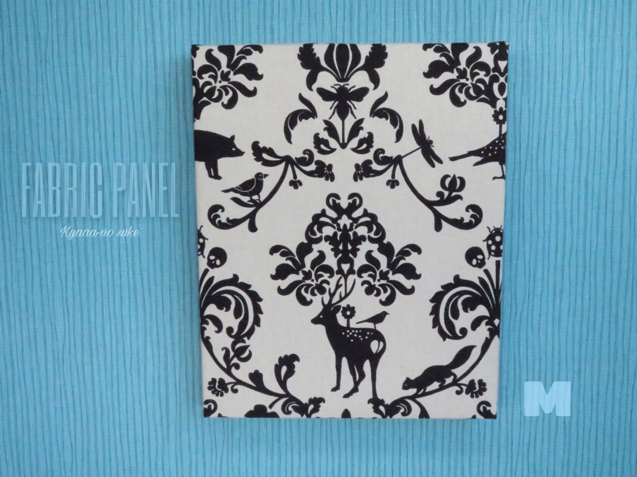 森の動物たちのシルエットダマスク 木製ファブリックパネル Mサイズ Iichi ハンドメイド クラフト作品 手仕事品の通販