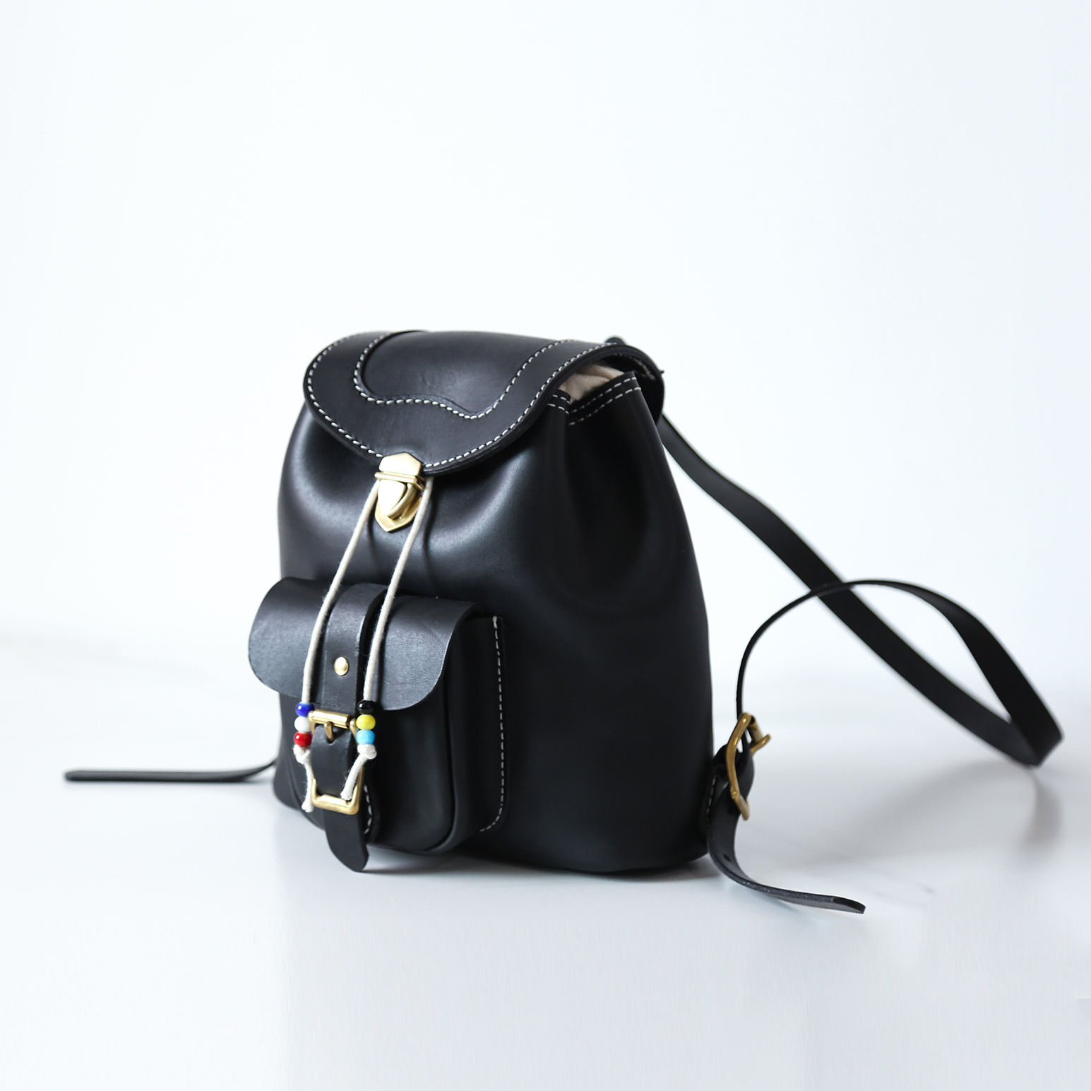 切線派 本革手作りの ミニリュック レディース リュック Iichi ハンドメイド クラフト作品 手仕事品の通販