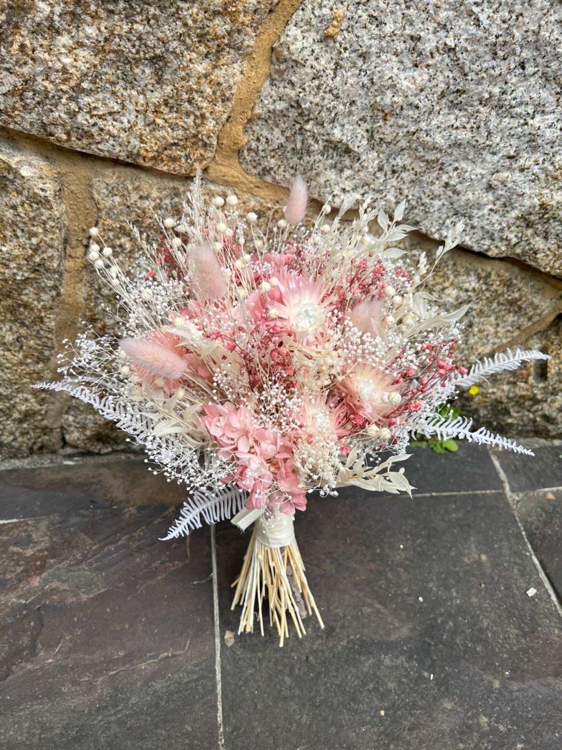 Dry Bouquet ドライフラワー ブーケ デージー アジサイ かすみ草など Iichi ハンドメイド クラフト作品 手仕事品の通販