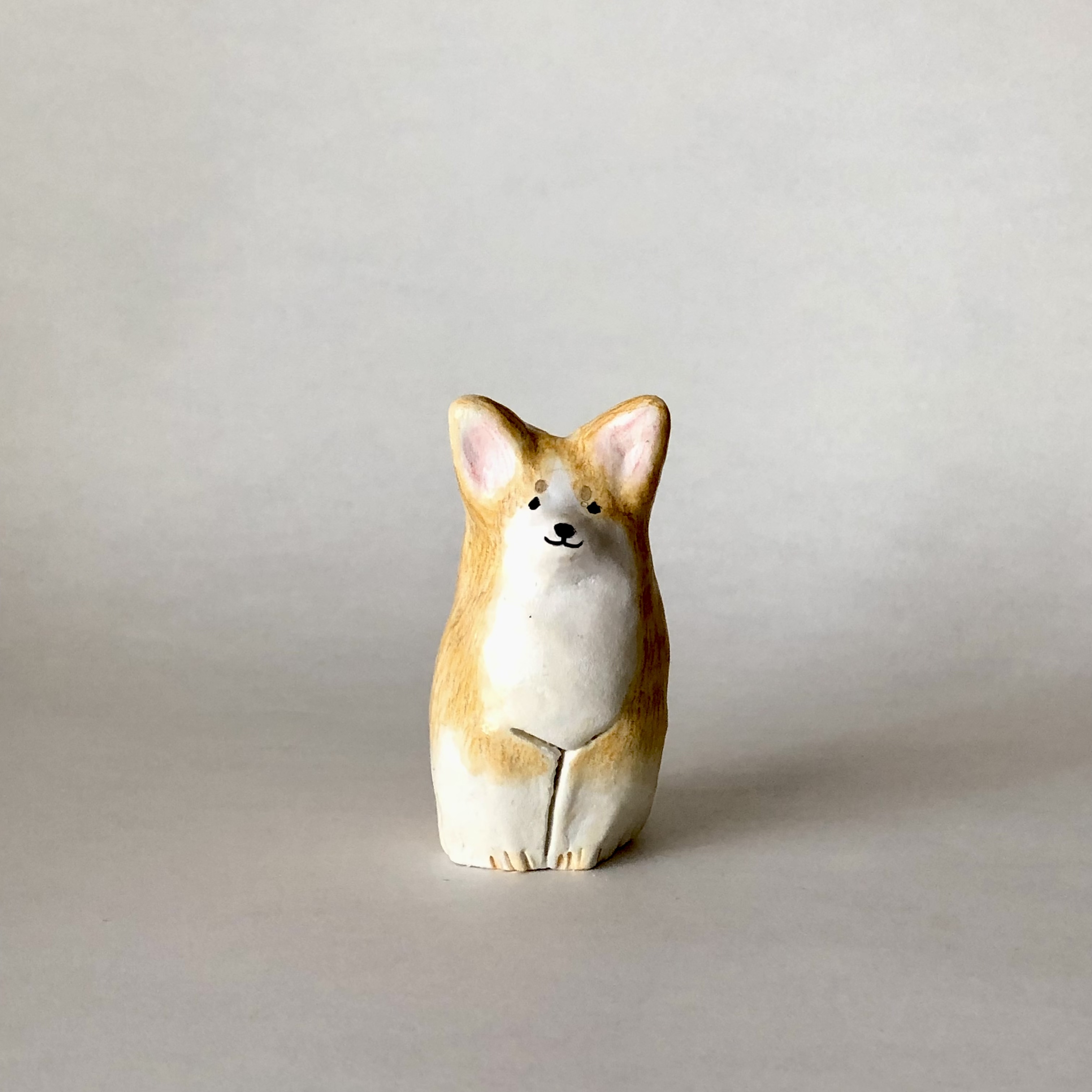 石粉粘土のコーギーの犬ちゃん Iichi ハンドメイド クラフト作品 手仕事品の通販