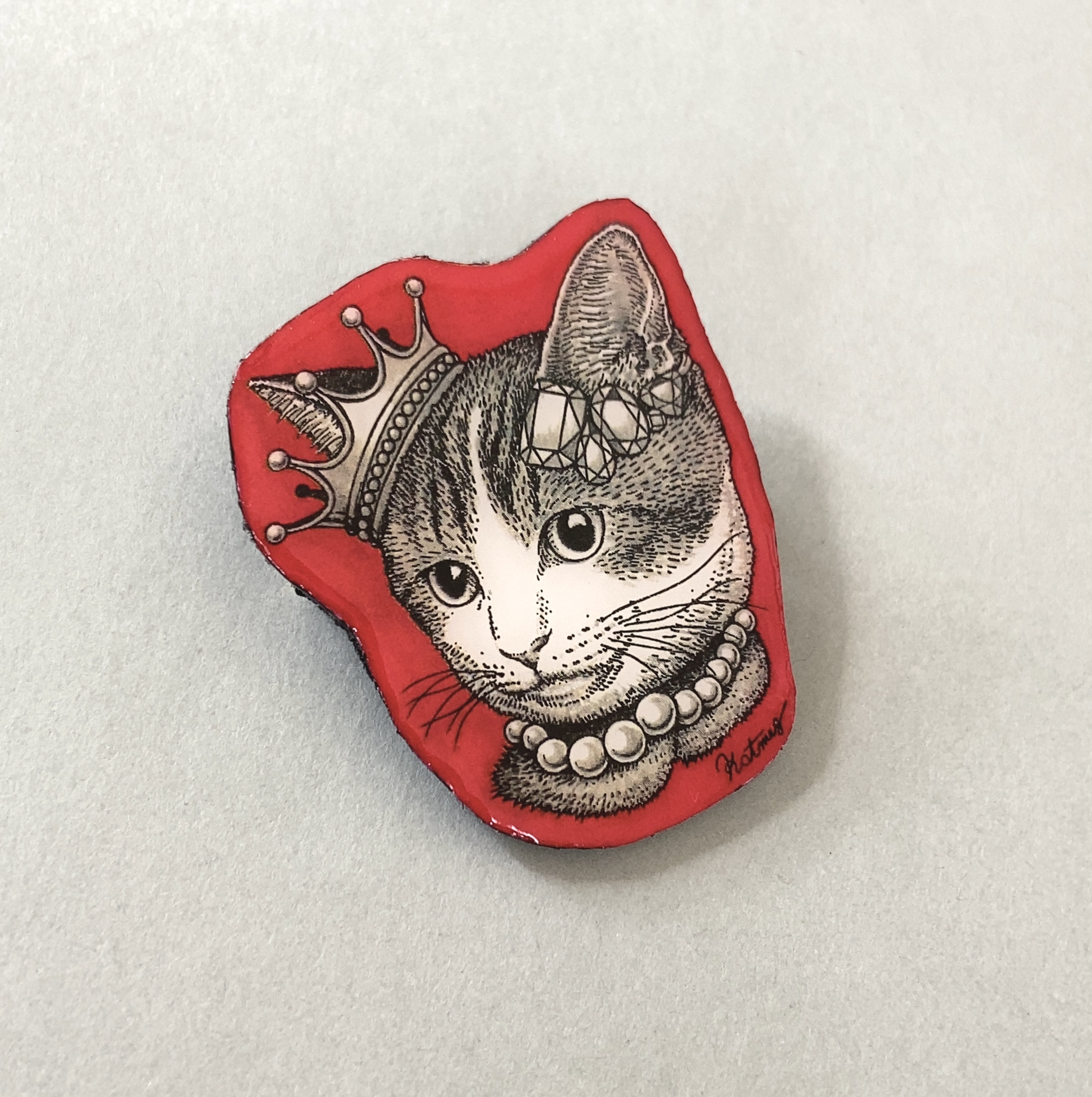 猫 王様 ブローチ オリジナル イラスト ねこ ネコ アメリカンショートヘア アメショ Iichi ハンドメイド クラフト作品 手仕事品の通販