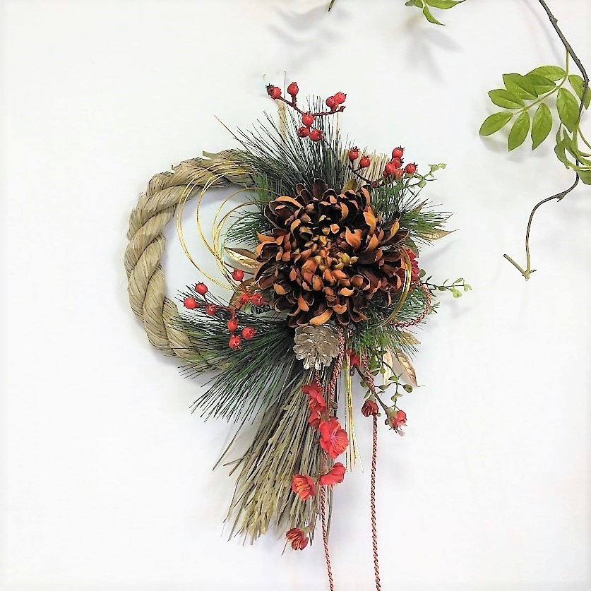 お正月飾り 若松と稲穂に南天やナンキンハゼを添えた 大きな しめ縄 しめ飾りリース