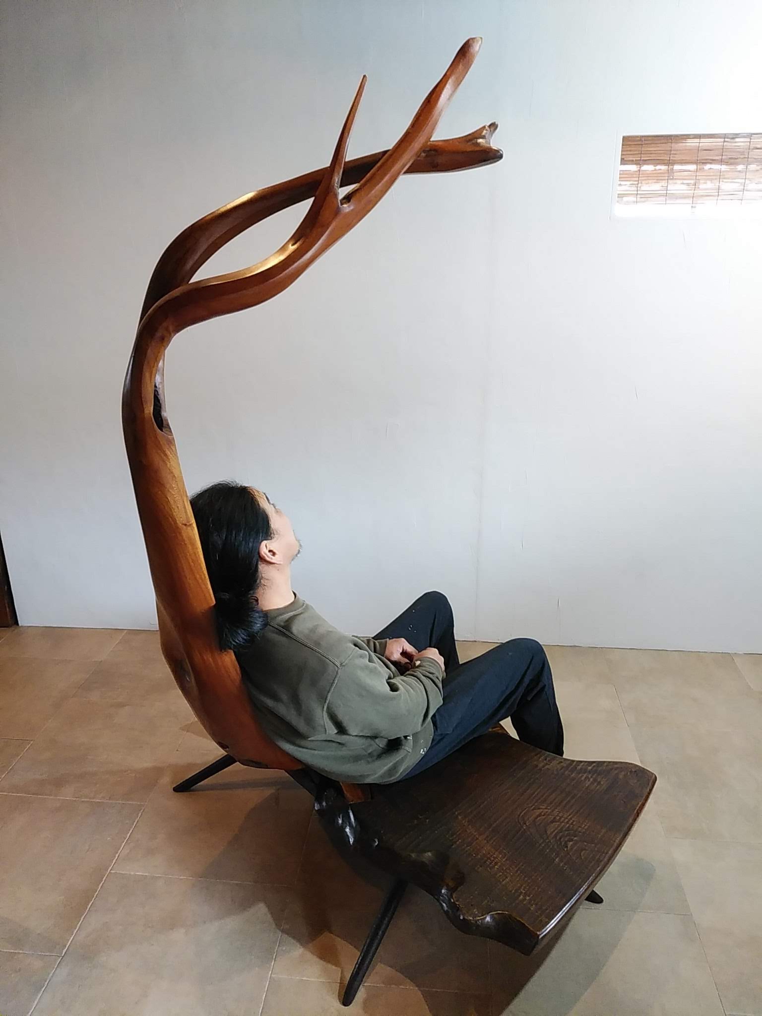 天然木の根椅子オブジェ002