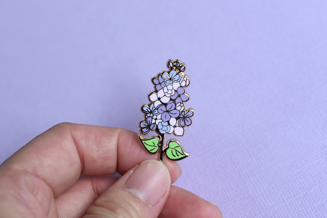 ライラック の ピンバッジ フラワー アクセサリー 草花 パープル 紫 おしゃれ おしゃれ Iichi ハンドメイド クラフト作品 手仕事品の通販