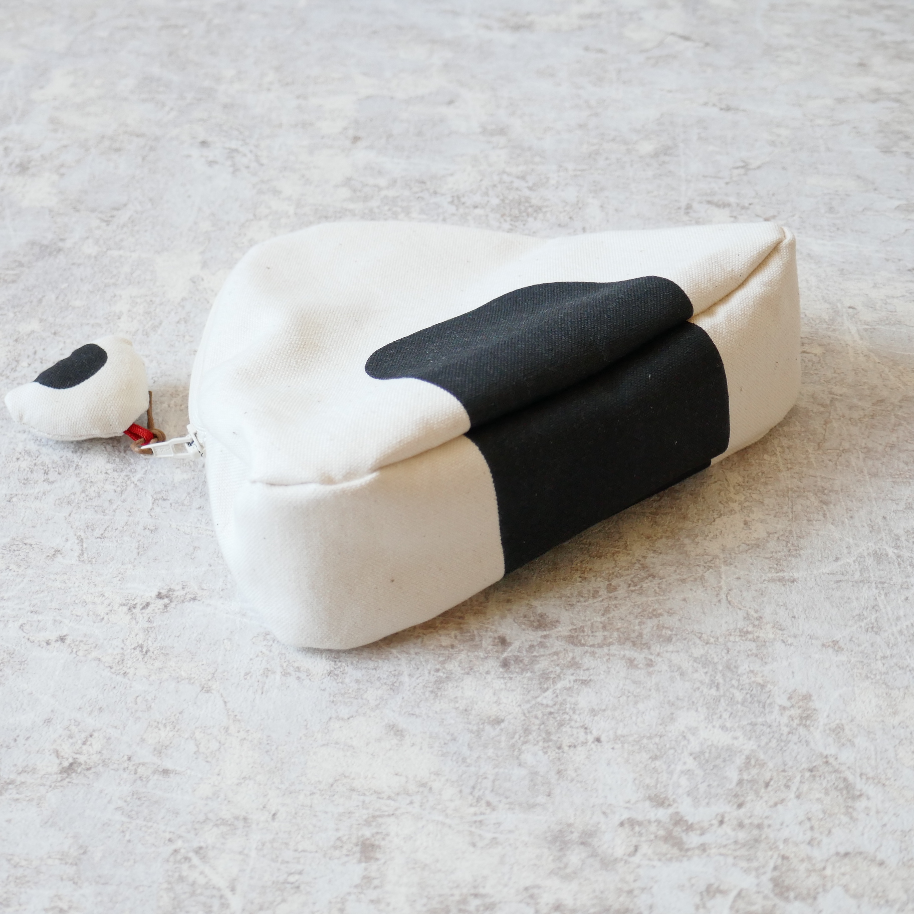 中くらいのおにぎりポーチ Iichi ハンドメイド クラフト作品 手仕事品の通販