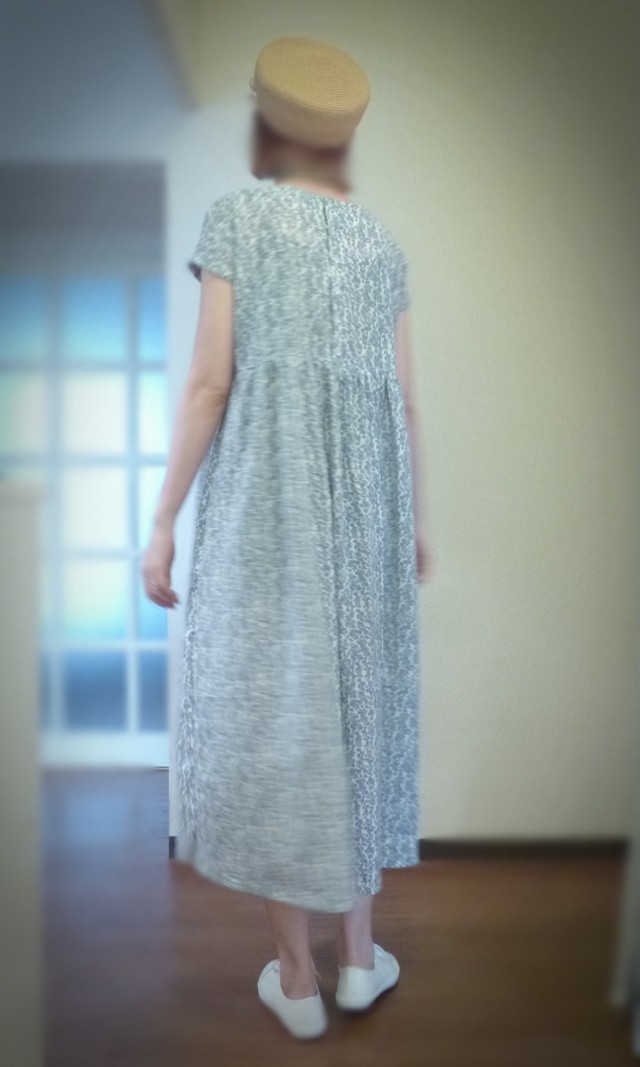 フレンチマキシワンピース 花柄 水色 Iichi ハンドメイド クラフト作品 手仕事品の通販