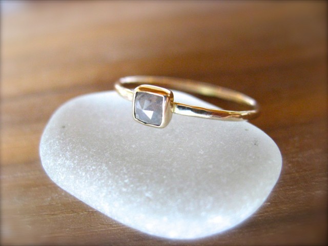 アイスグレーダイヤモンドリング14k | iichi ハンドメイド・クラフト アイスグレーダイヤモンドリング14k | iichi ハンドメイド・クラフト