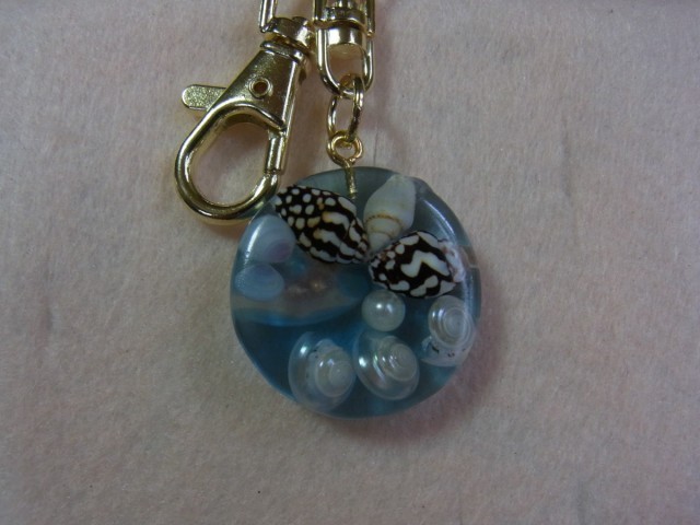 レジン・・・キーホルダー iichi ハンドメイド・クラフト作品・手