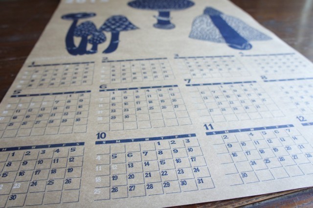 きのこ切り絵のレトロ印刷カレンダー15 A3サイズ Iichi ハンドメイド クラフト作品 手仕事品の通販
