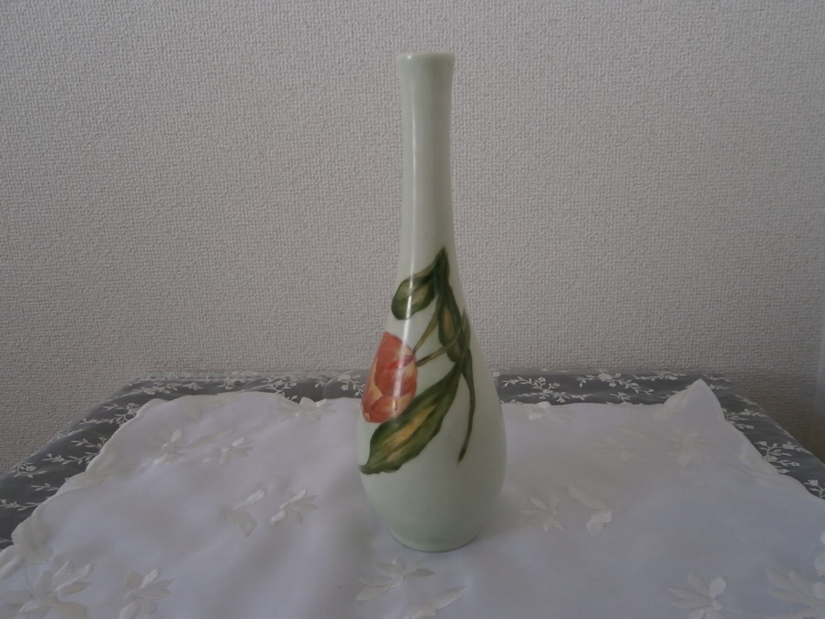 チューリップ模様の鶴首の花瓶 Iichi ハンドメイド クラフト作品 手仕事品の通販